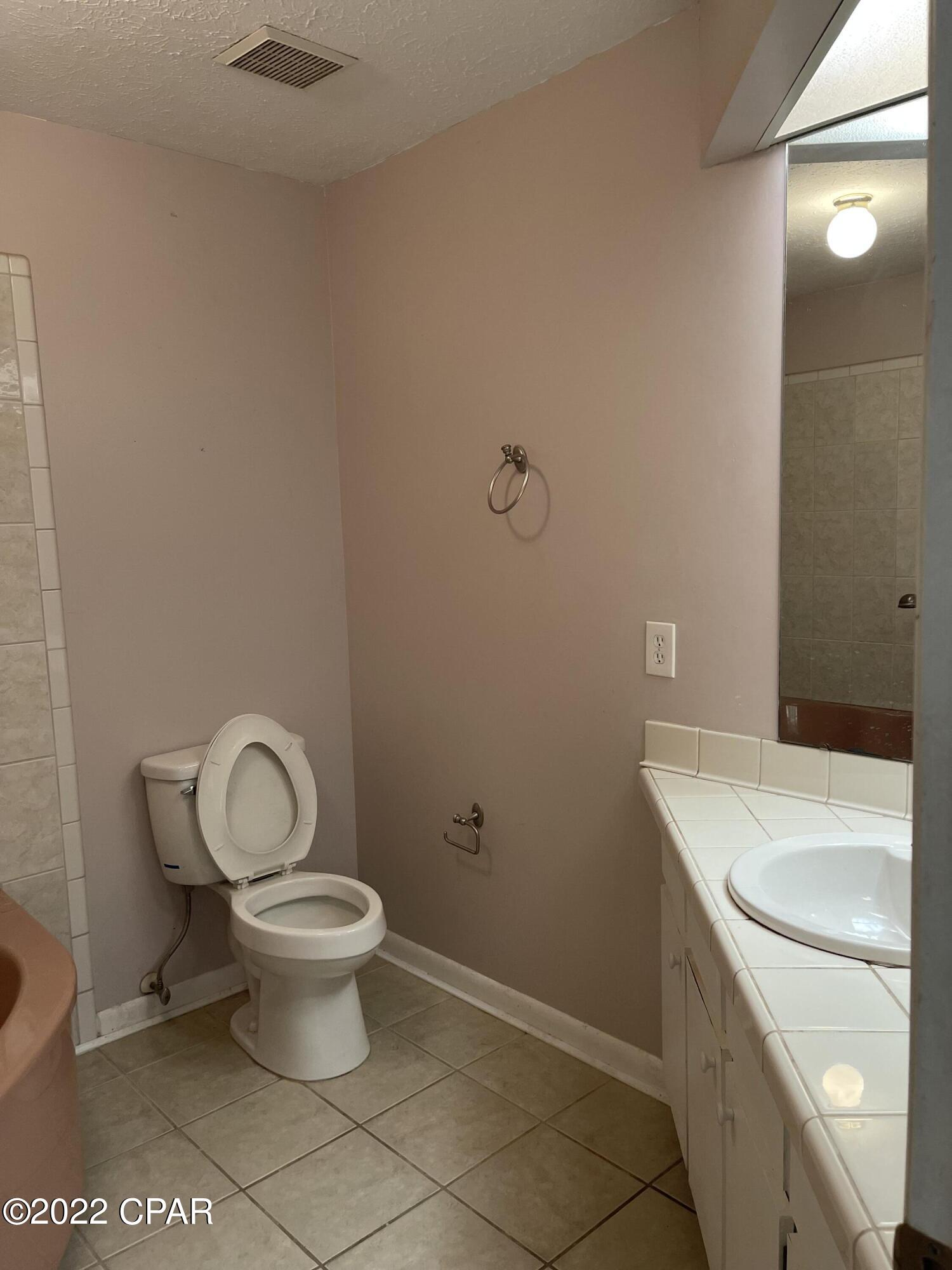 Shade Tree Condo Ph II - Residential