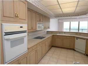 Summerwinds Condo - Residential