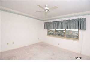 Summerwinds Condo - Residential