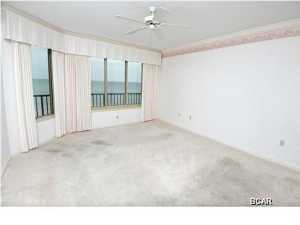 Summerwinds Condo - Residential