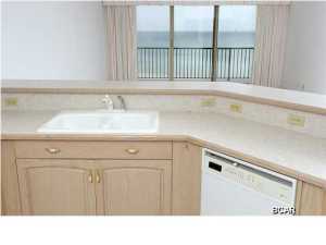 Summerwinds Condo - Residential