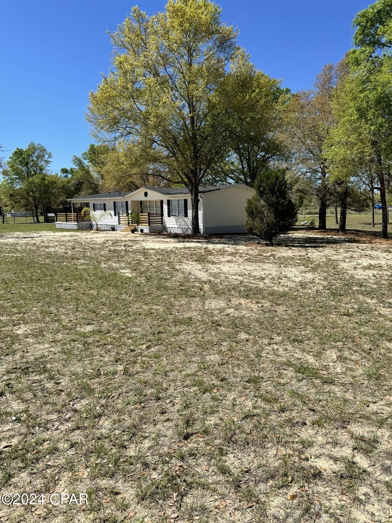Woodview Est 1st Add - Residential
