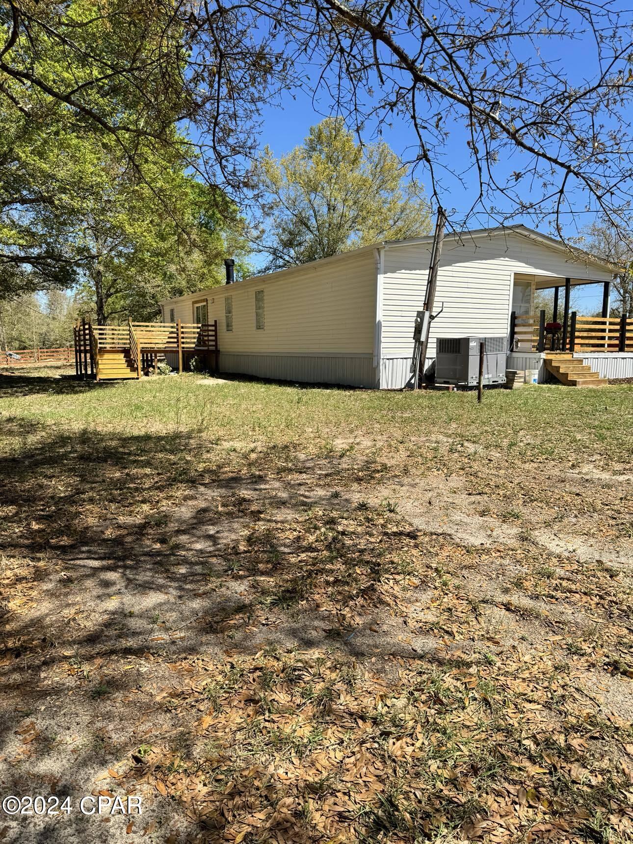 Woodview Est 1st Add - Residential