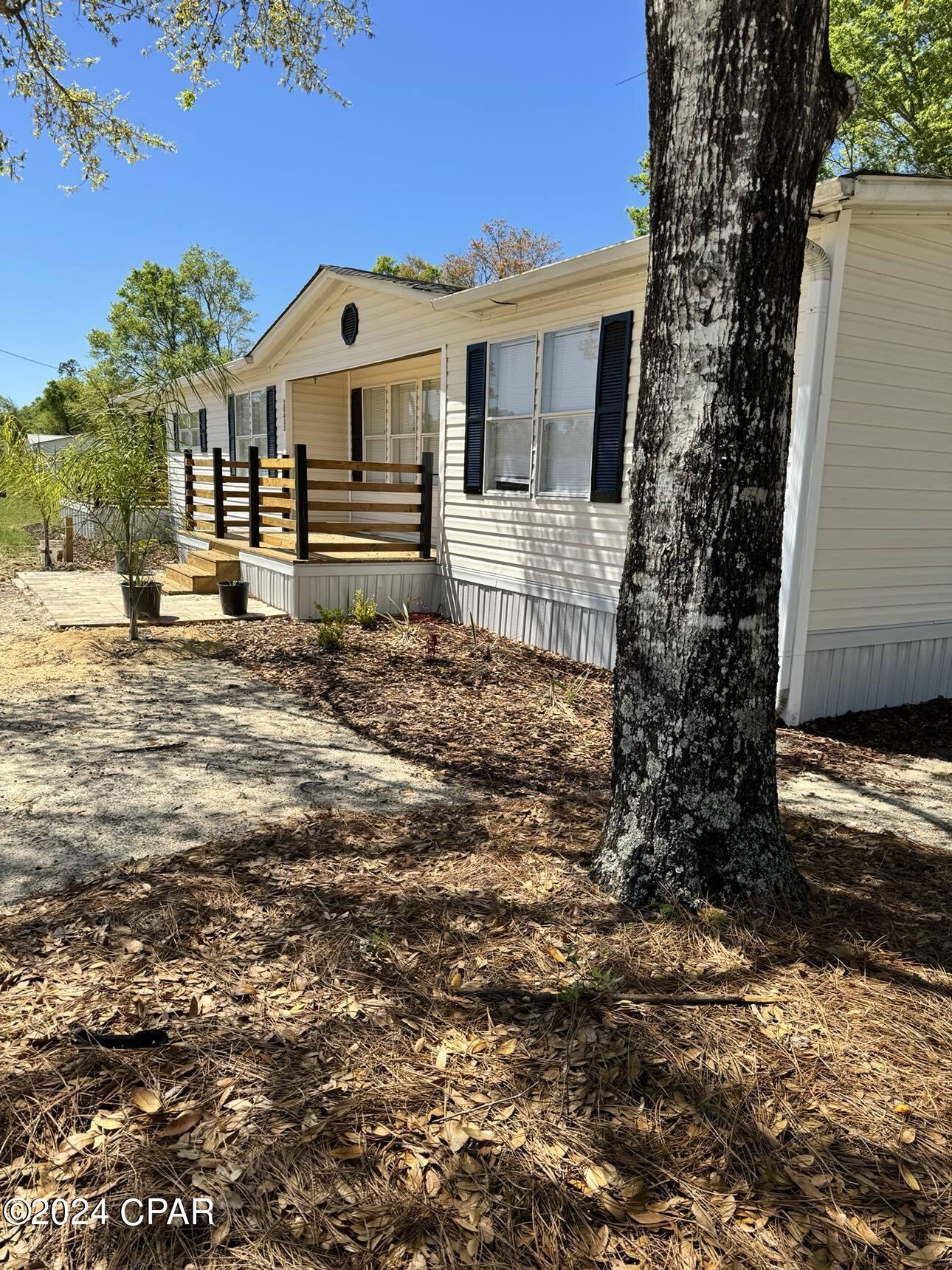 Woodview Est 1st Add - Residential