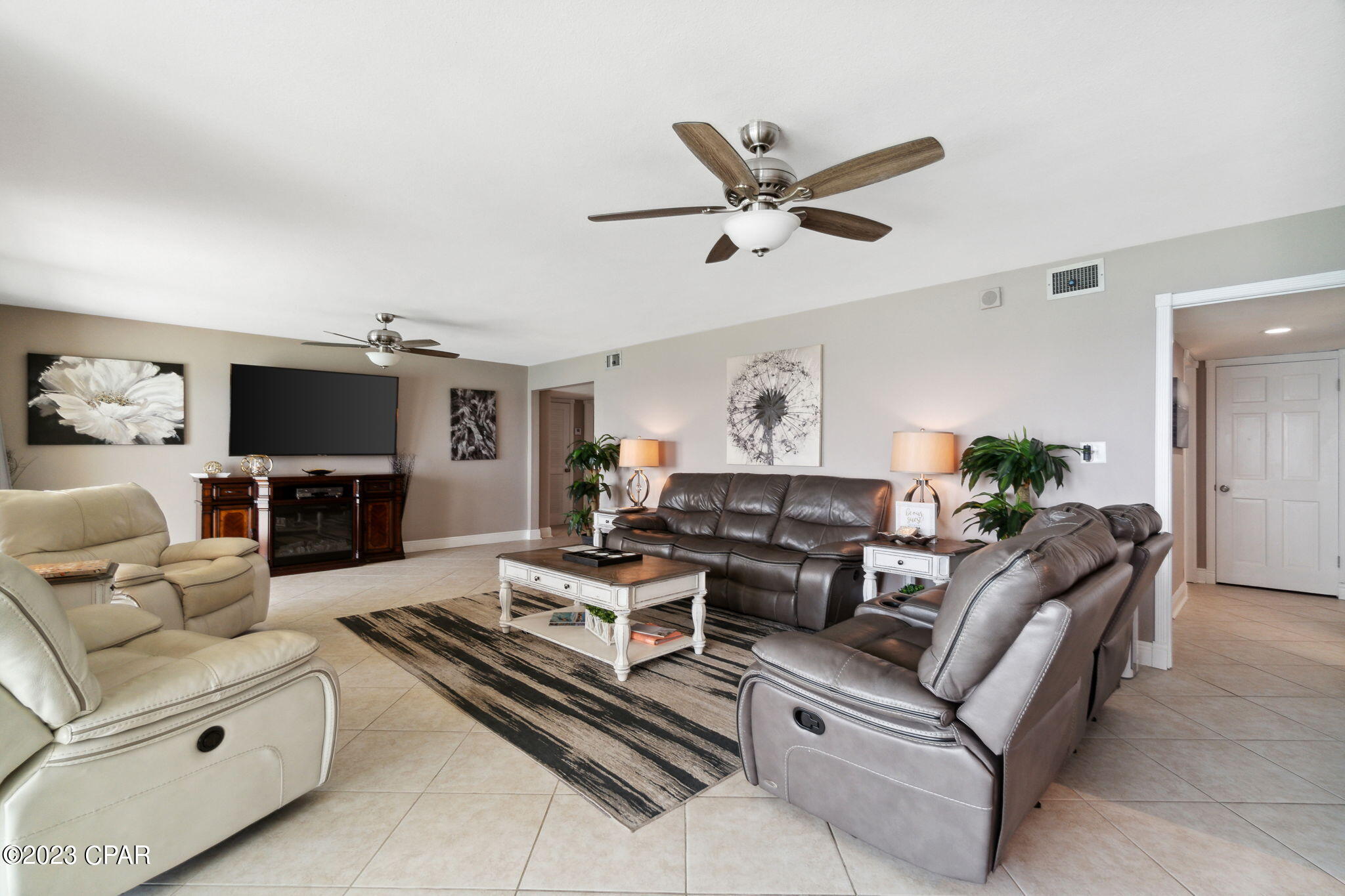 Regency Towers - Residential