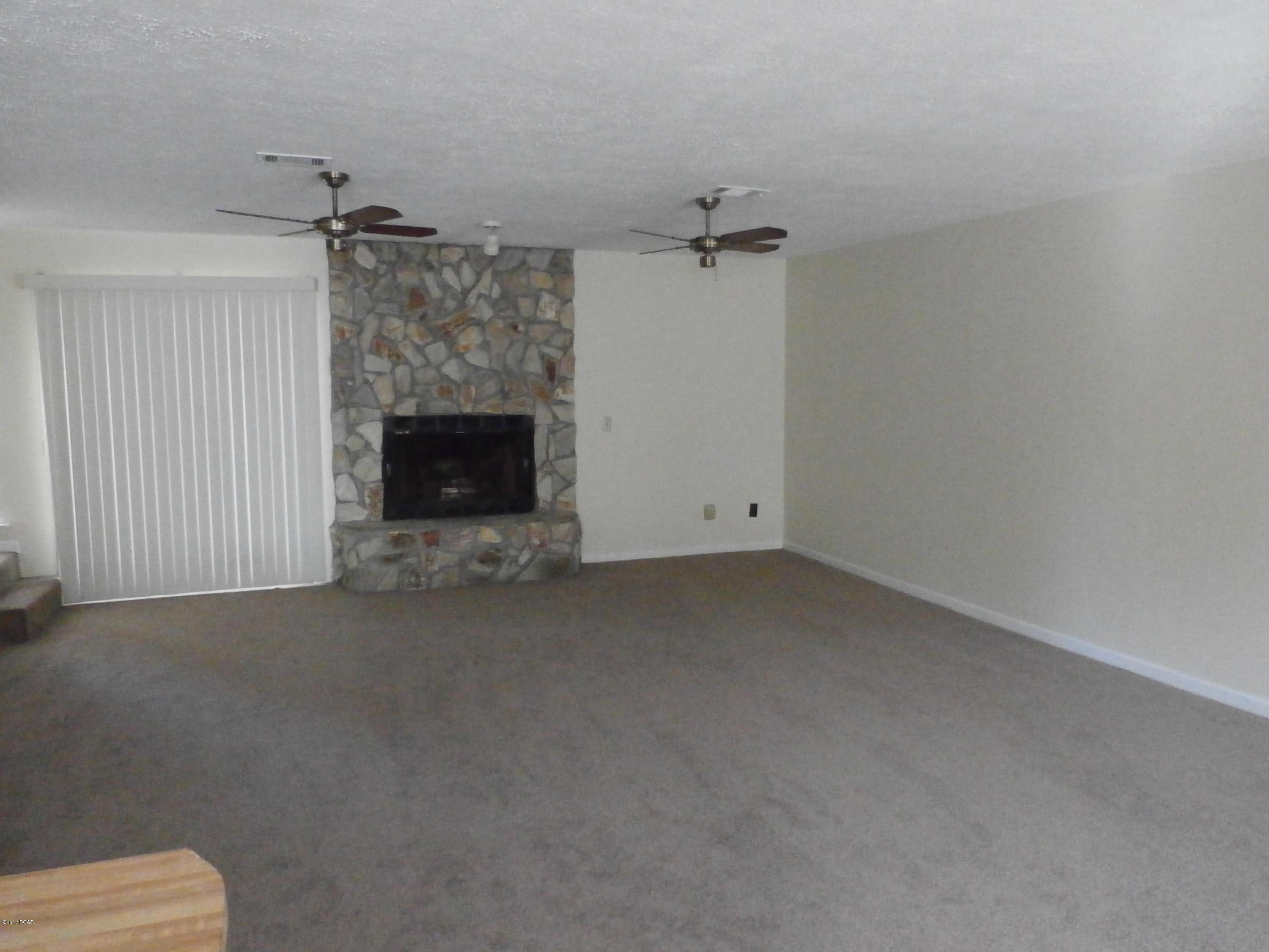 Large 3 bedroom, 2.5 bath townhome. 1470 sq feet. Close to Tyndall AFB, shipyard. Fully equipped kitchen, including dishwasher, lots of counter space. Fire place. Privacy fenced back yard. Covered porch and entry. No pets please. Lawncare included. Zoned for Parker, Everitt, Rutherford