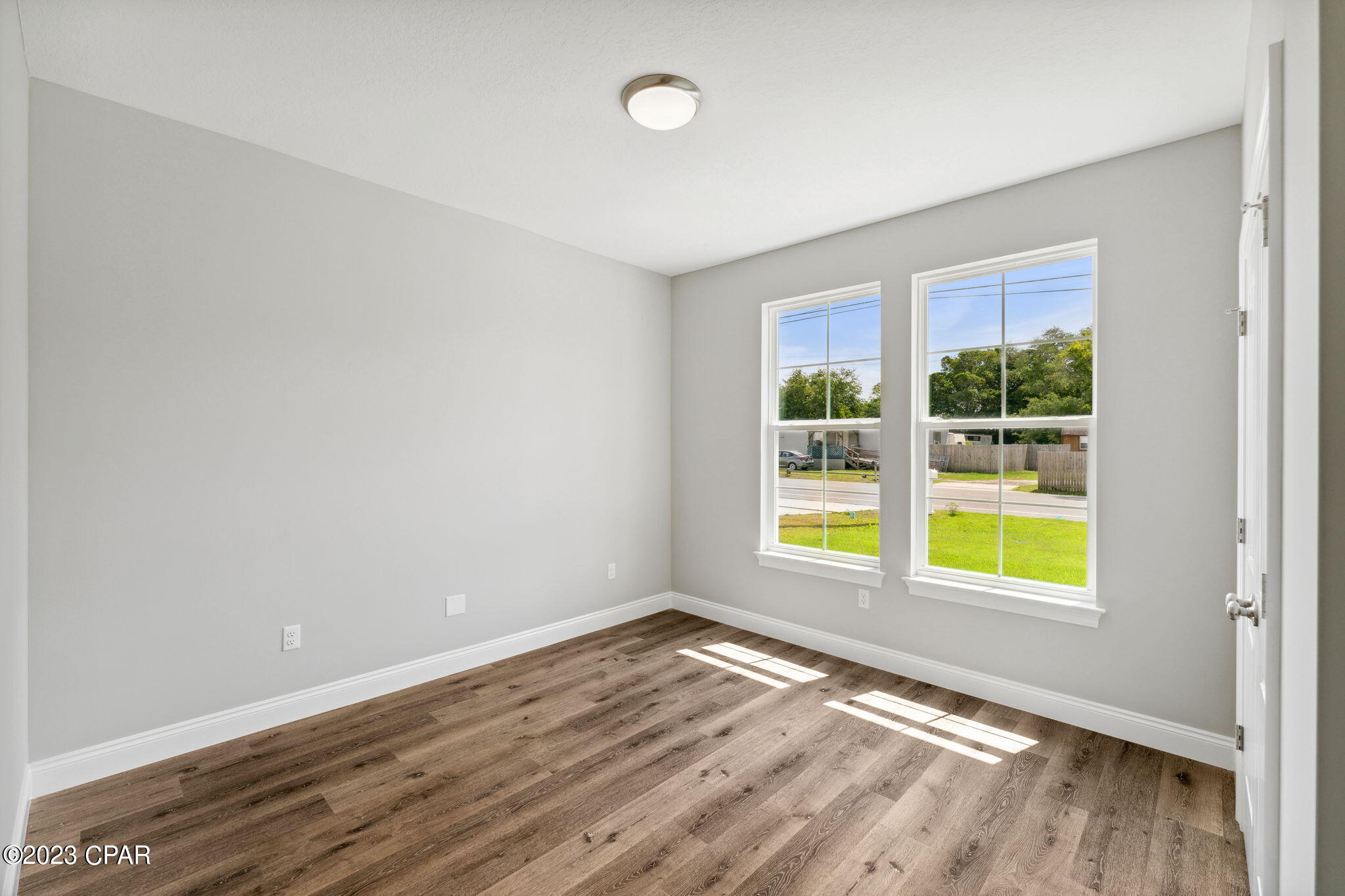Pines 5th Add - Residential
