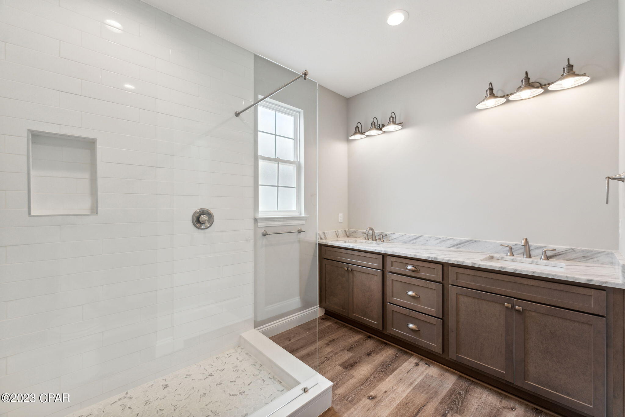 Pines 5th Add - Residential