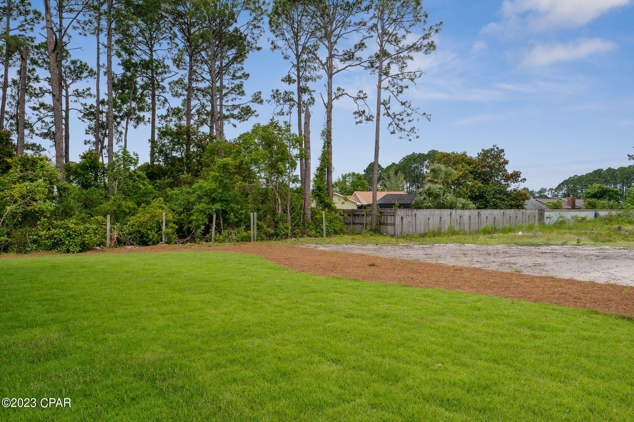 Pines 5th Add - Residential
