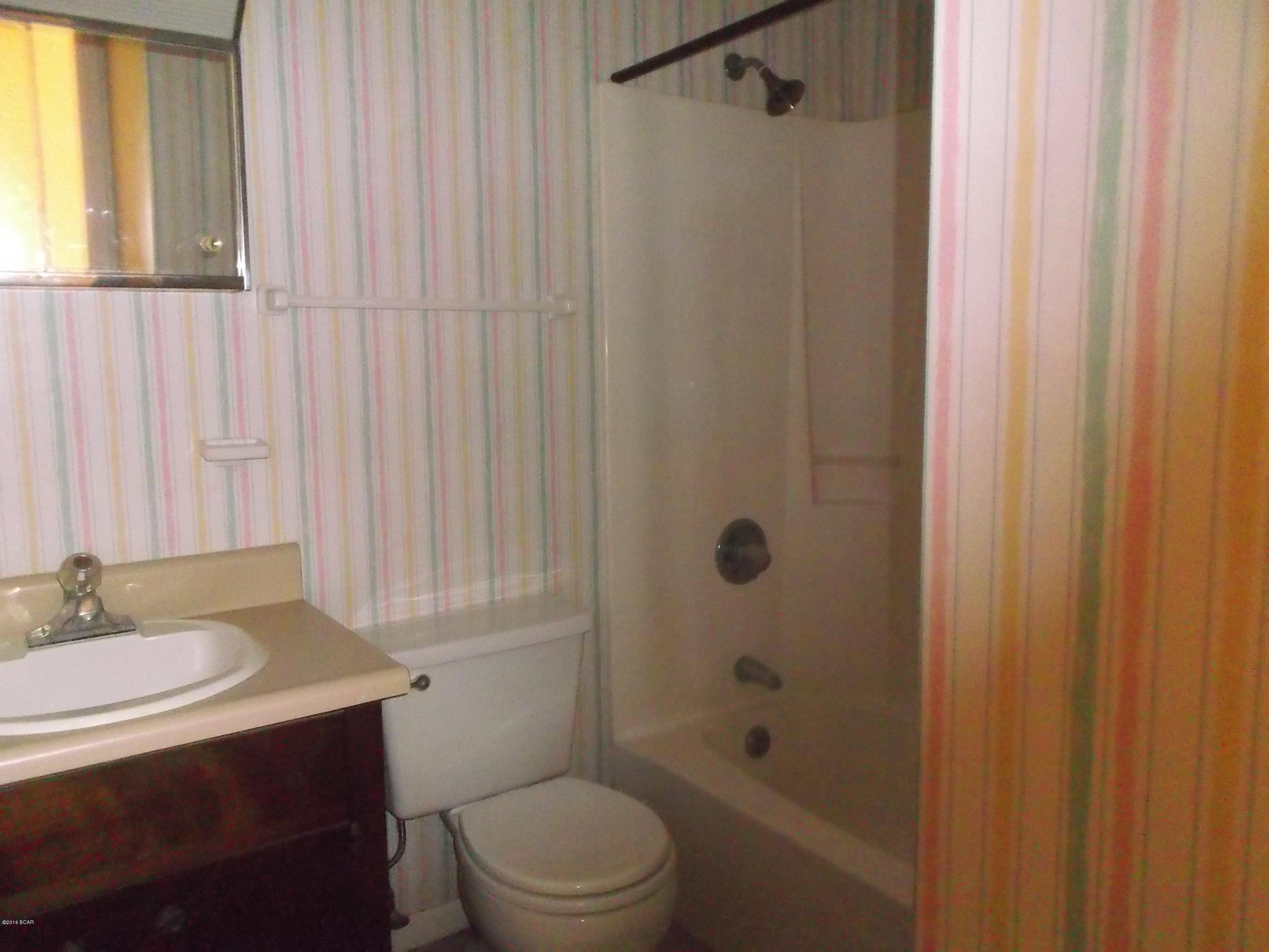 Belaire Estates U-4 - Residential Lease