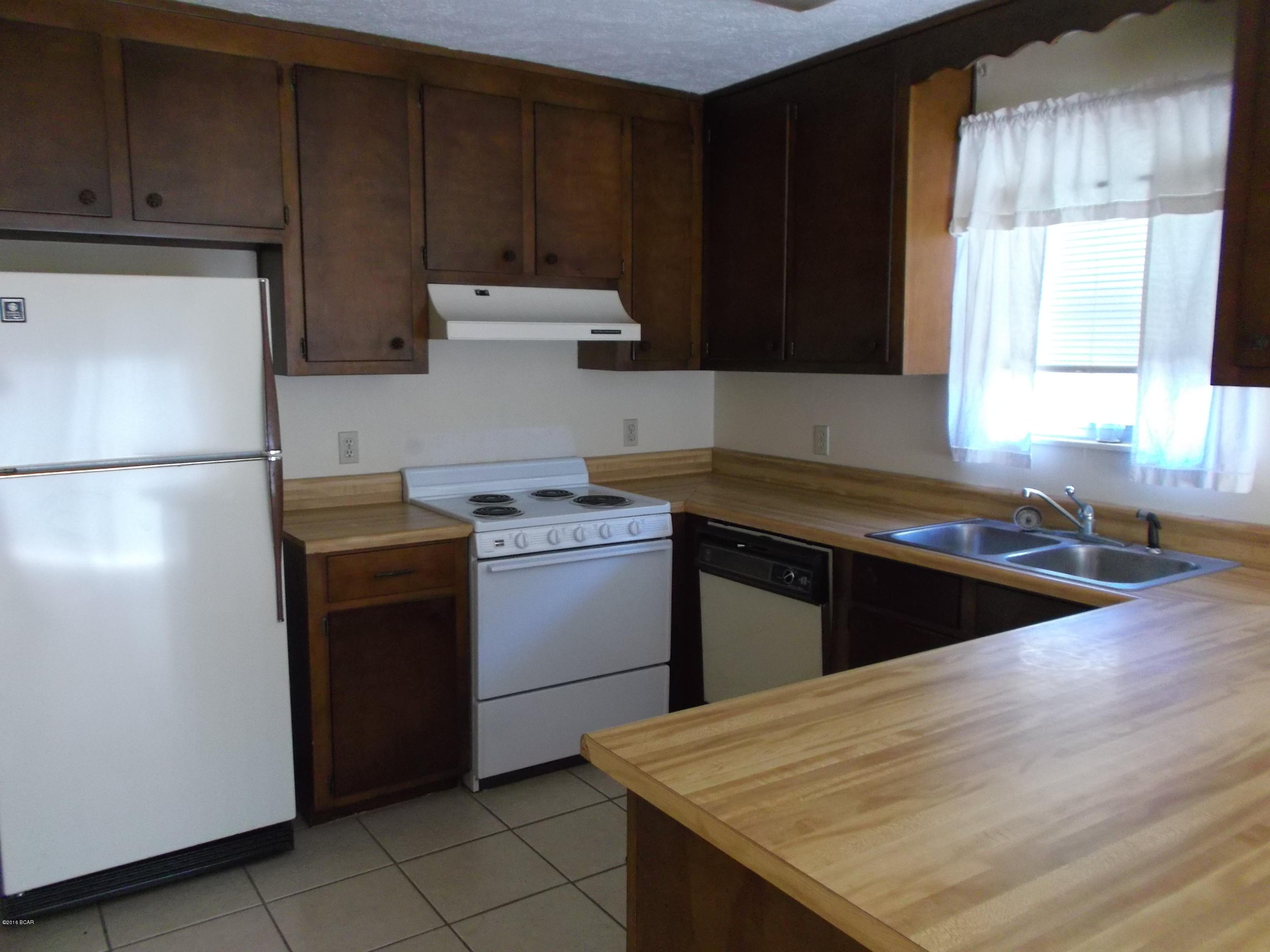 Belaire Estates U-4 - Residential Lease