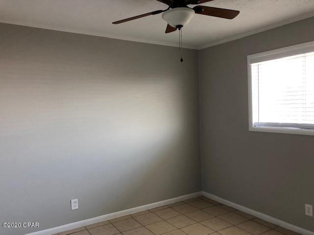 Lazy Daze Condo. - Residential