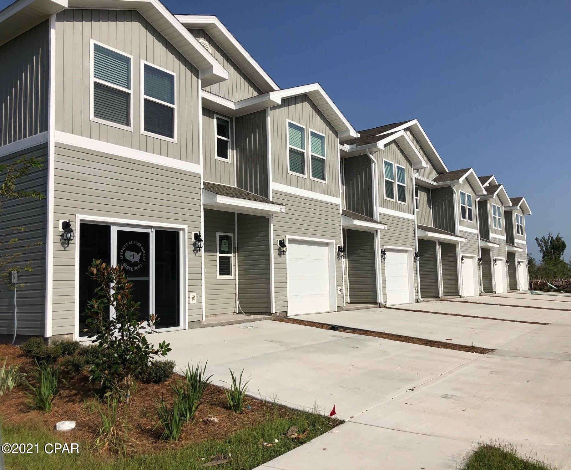 Welcome to Bridge Harbor Townhomes! This rental community is only a short drive from Panama City, with easy access to Highway 77 and 390, and

moments away from popular attractions along Panama City Beach. Inside your new townhome, you will find 3 bedrooms, as well as two and a half baths, all featuring Moen® plumbing fixtures and fiberglass showers or tubs. The kitchen is equally impressive with granite countertops, beautiful stained cabinets, and stainless-steel appliances. The bedrooms are set up as a private retreat to rest and recharge, with closets that feature ample space and a ventilated shelving system to keep your clothes organized. Bridge Harbor is also pet friendly; each unit features its own fenced-in backyard, perfect for your furry friends!