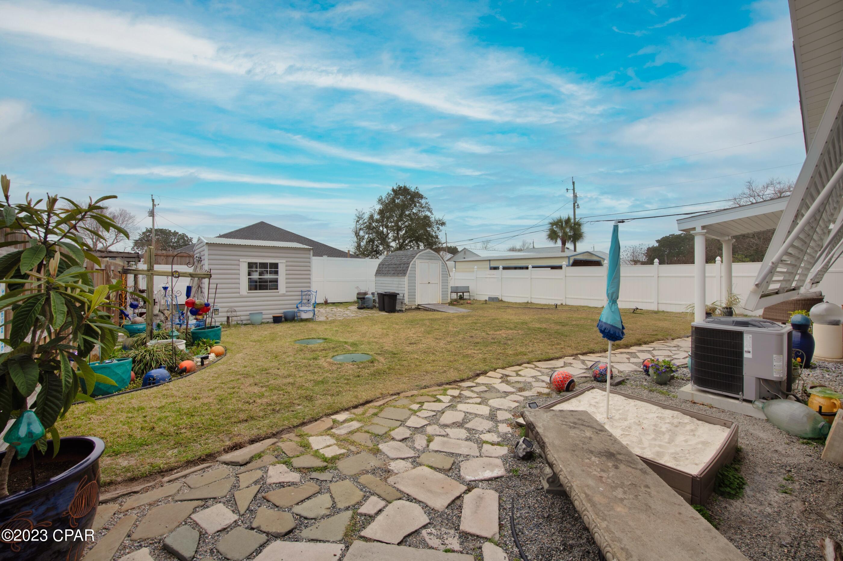 Riviera Beach - Residential