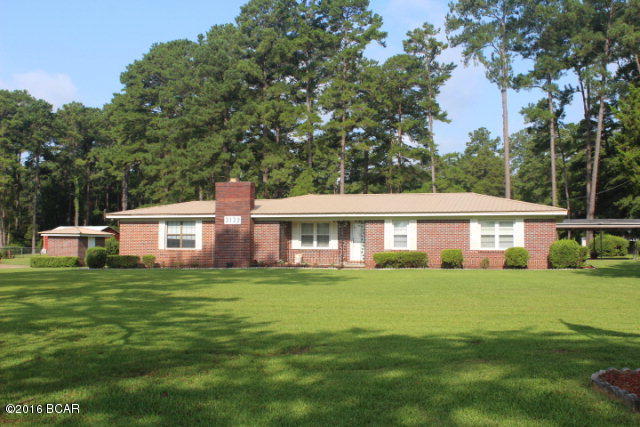 Four Bedrooms, Three full baths on a nice lot close to college and town.