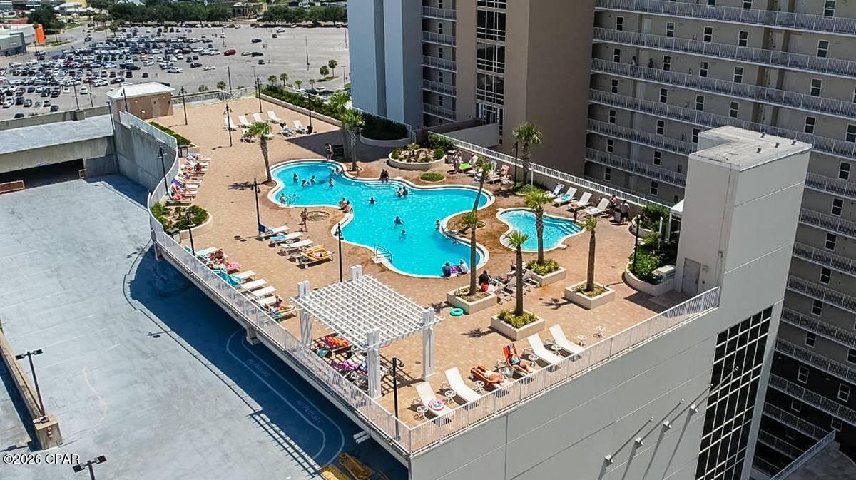 Laketown Wharf - Residential