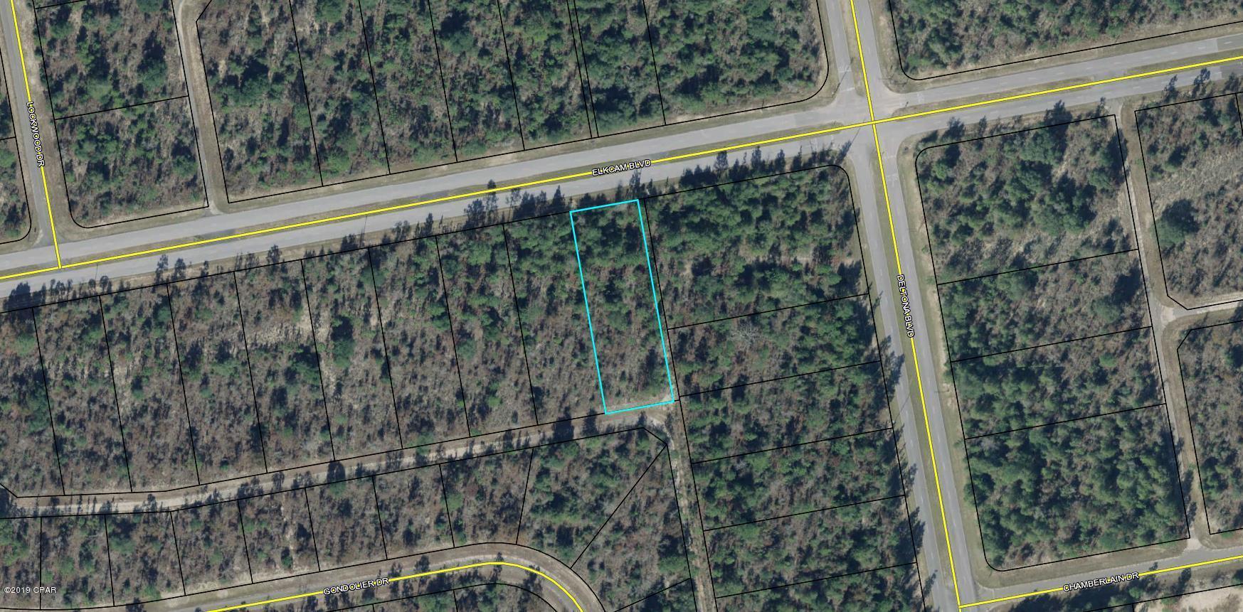 Large lot on Elkcam Blvd in Sunny Hills. Lot is zoned commercial. Close to Deltona Blvd. Many possibilities in this established subdivision.  Not far from golf course. Approx 40-50 miles from Panama City, Northwest Florida International Airport and beautiful beaches.