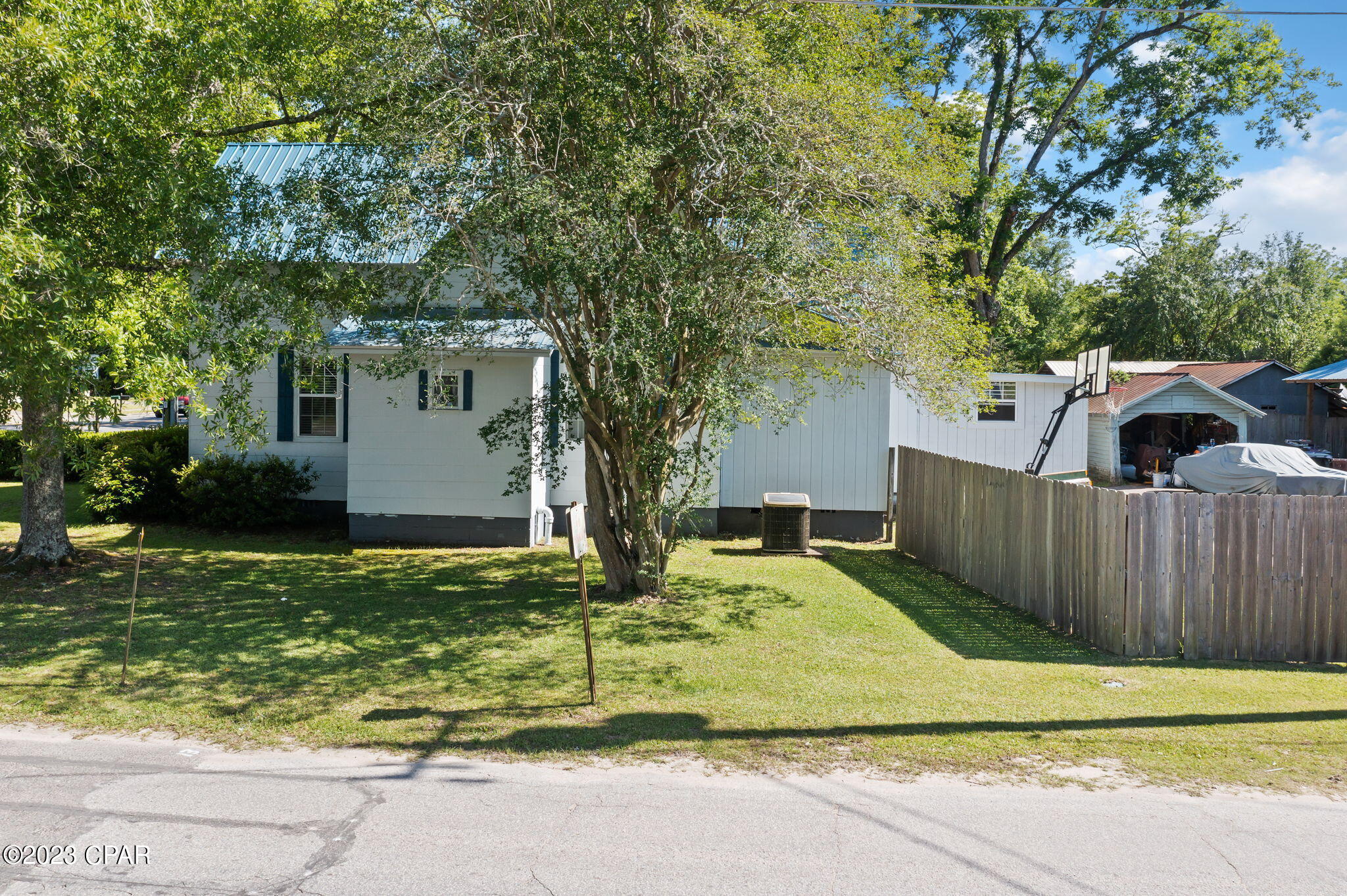 [No Recorded Subdiv] - Residential