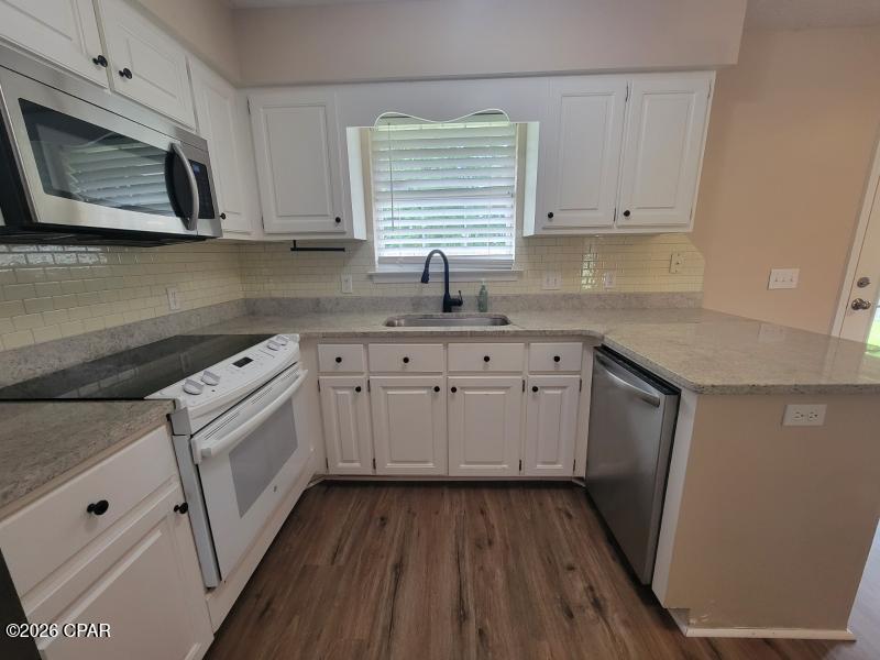 [No Recorded Subdiv] - Residential Lease