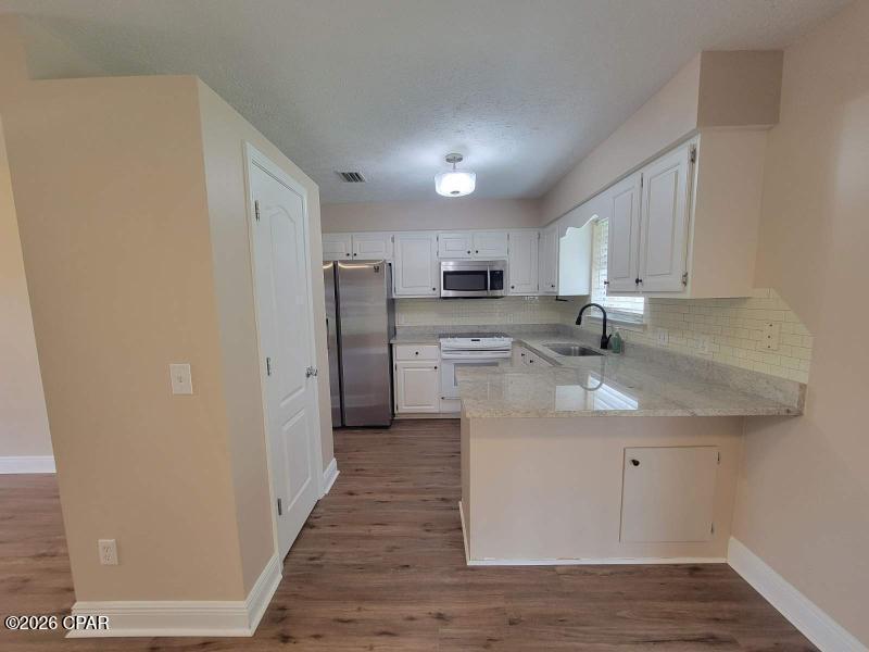 [No Recorded Subdiv] - Residential Lease