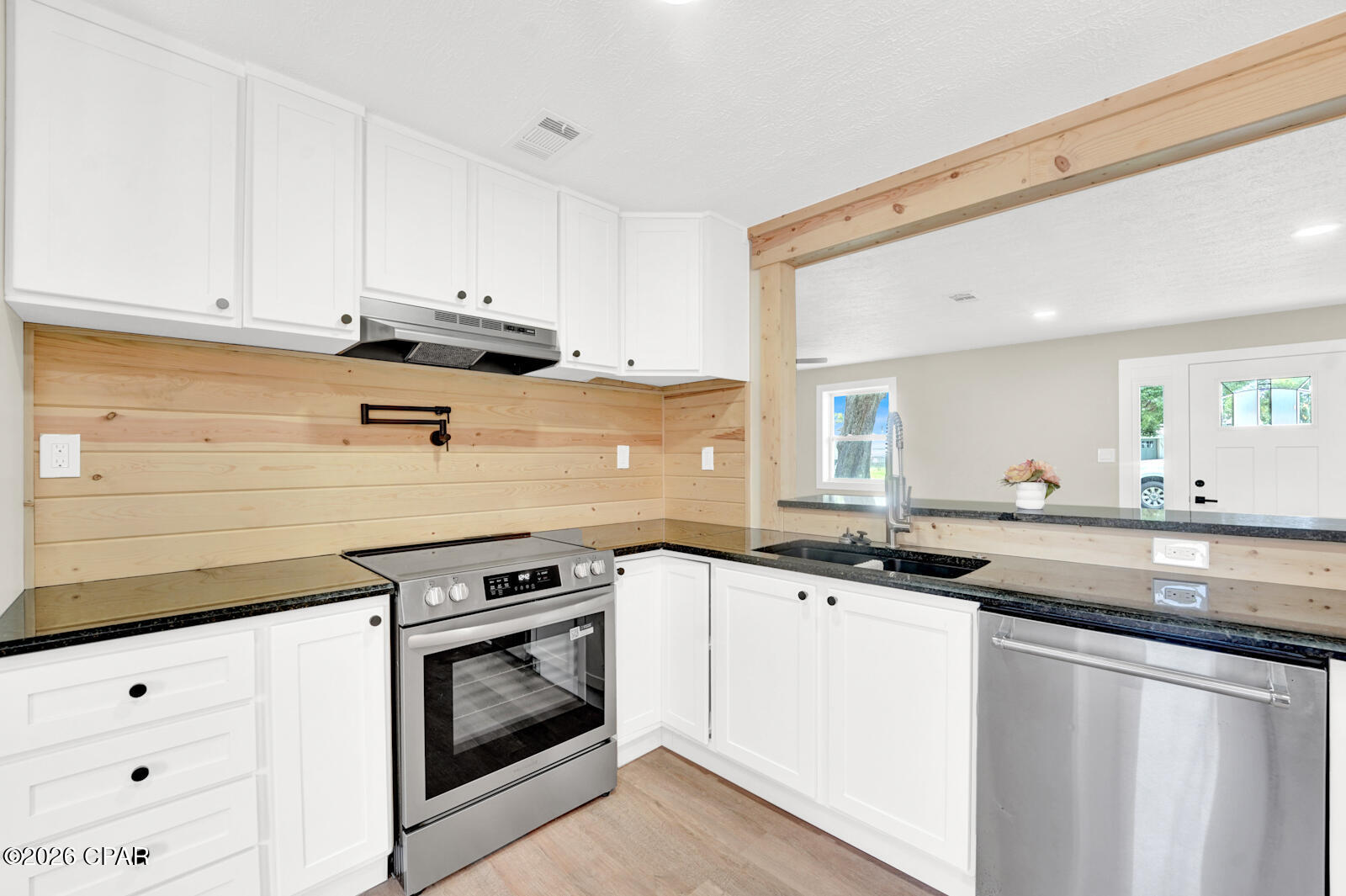 [No Recorded Subdiv] - Residential Lease