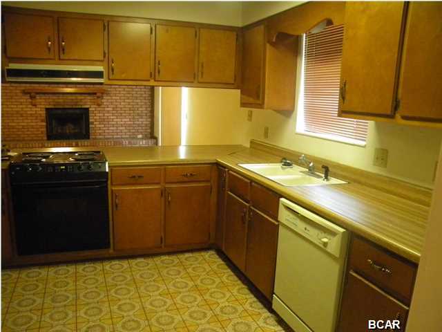 Grimes Callaway Bayou Est U-1 - Residential Lease