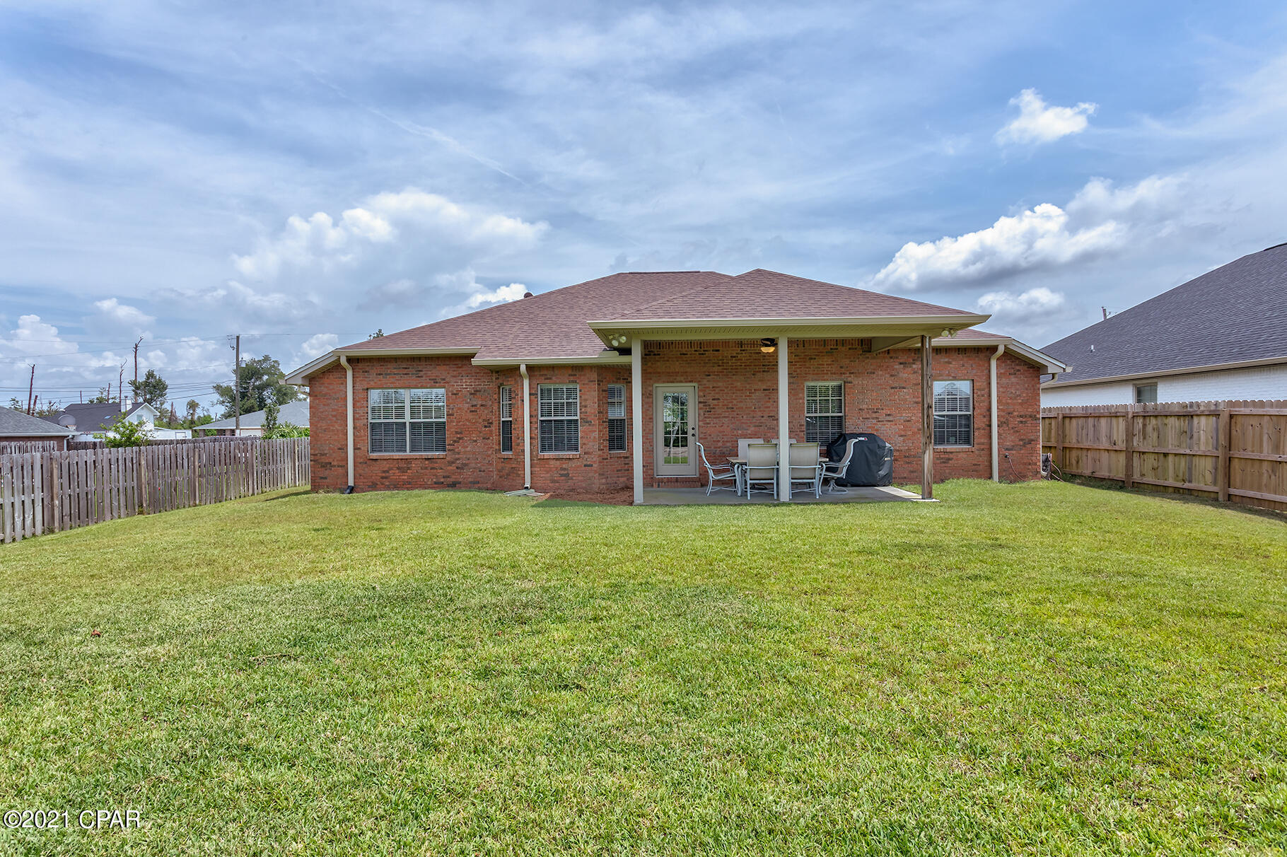 College Oaks - Residential