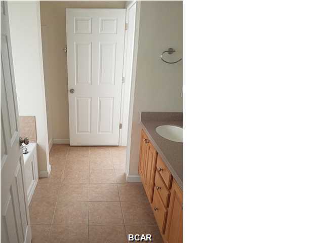 White Oaks - Residential Lease