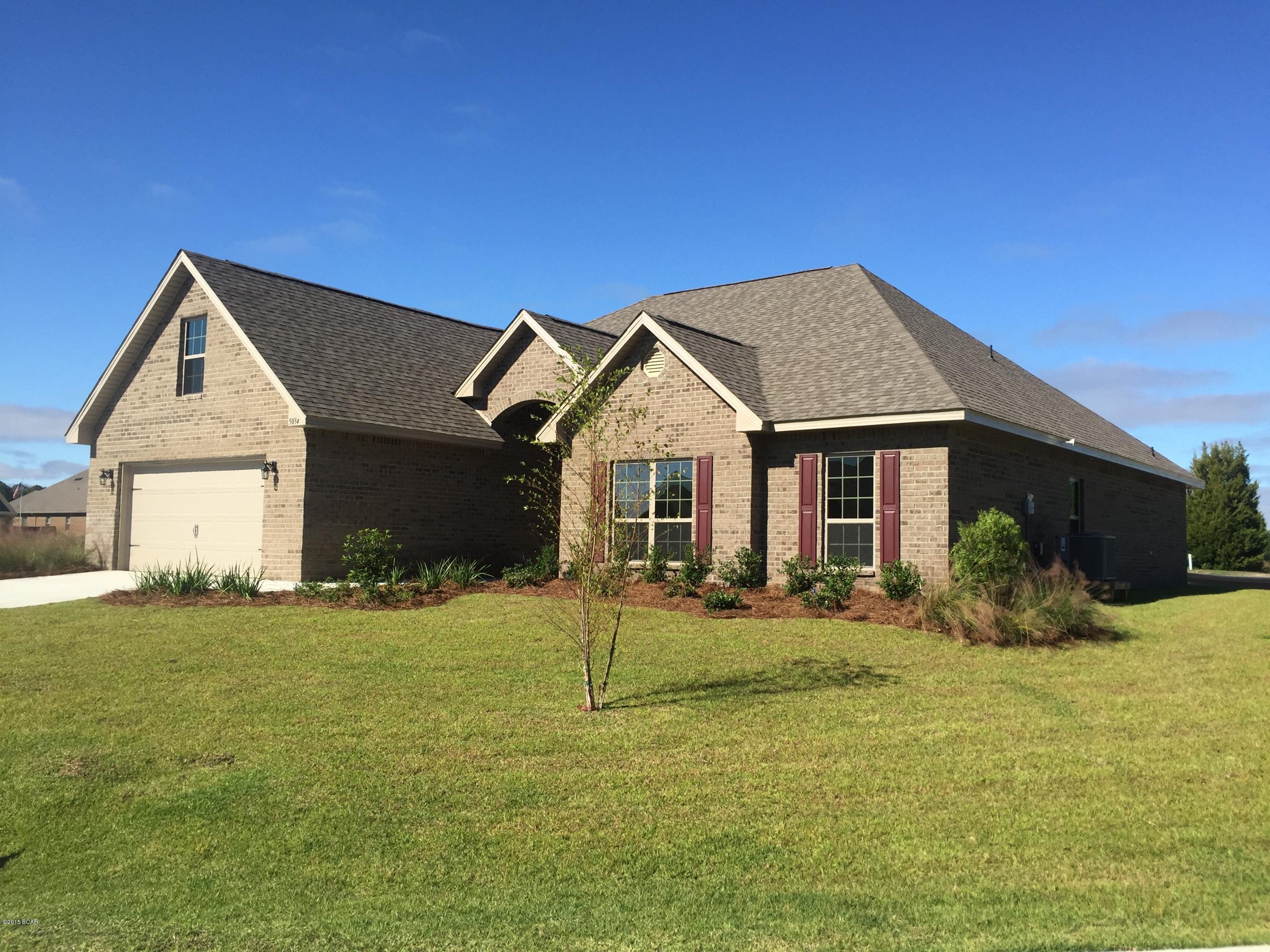 The well laid out Jamison floor plan is the single level 4 bedroom 2.5 bath home.  The home boasts a large family room and spacious kitchen with breakfast area. There is a formal dining room and a sunroom. On top of that, there is a bonus room upstairs over the garage.  The large master bedroom flows into the master bath, and into the huge walk in closet. Granite counter tops, G E stainless steel appliances, Wood Floors, and inside wall pest control system included. Home also comes with a warranty.  Call today to find about our special incentives.