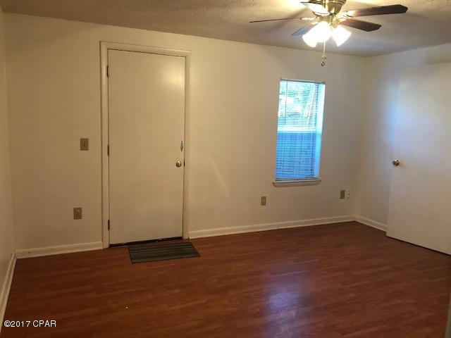 [No Recorded Subdiv] - Residential Lease