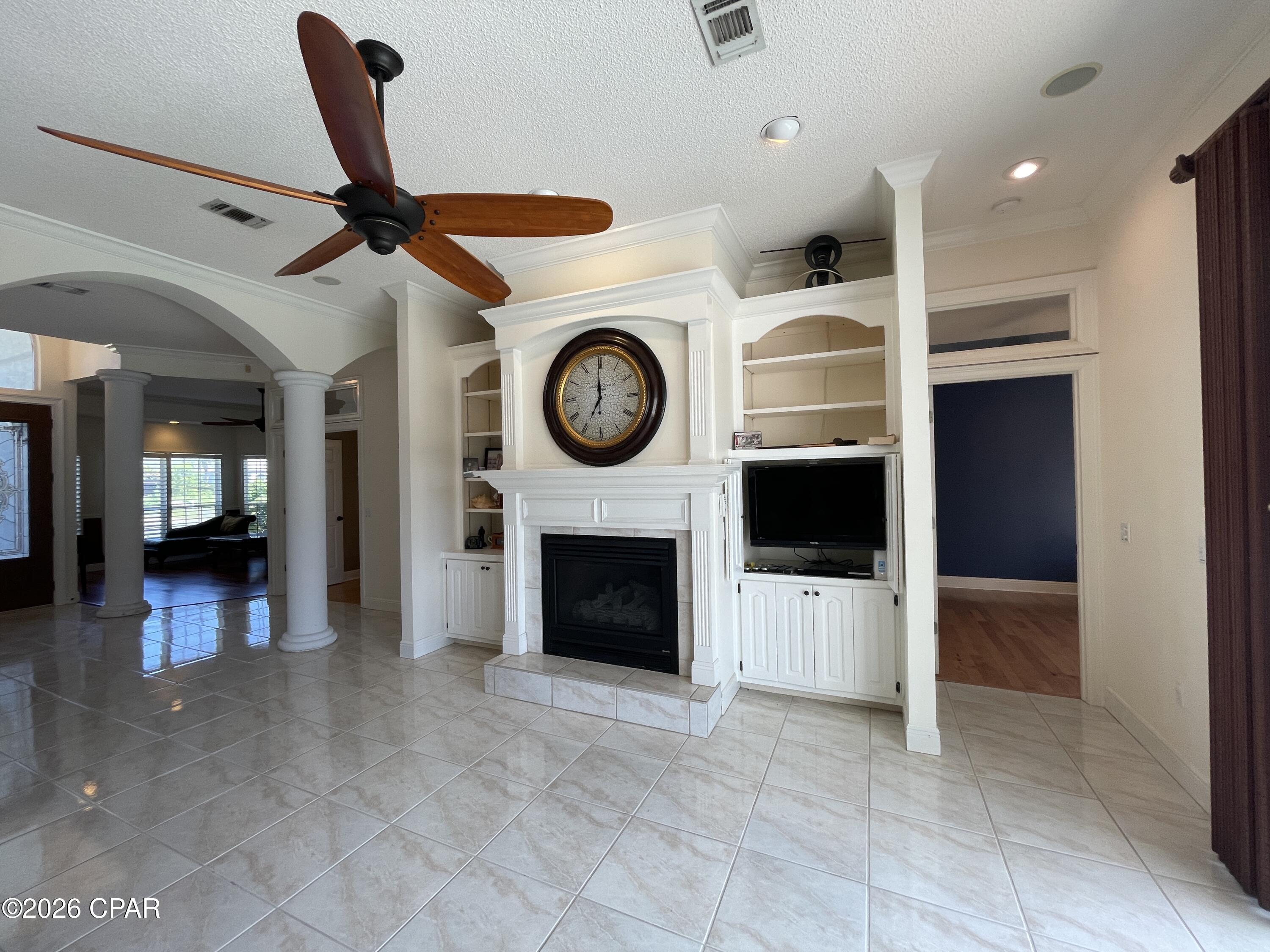Palm Bay Unit 4 - Residential Lease