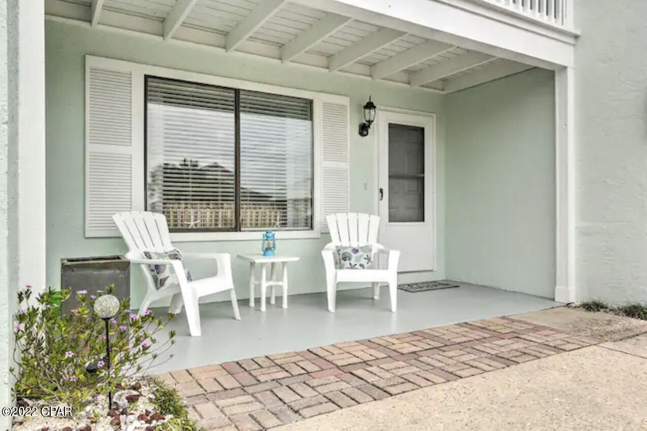 Beautiful townhome located on the west end of the beach with NO HOA!! Great rental property for investors.