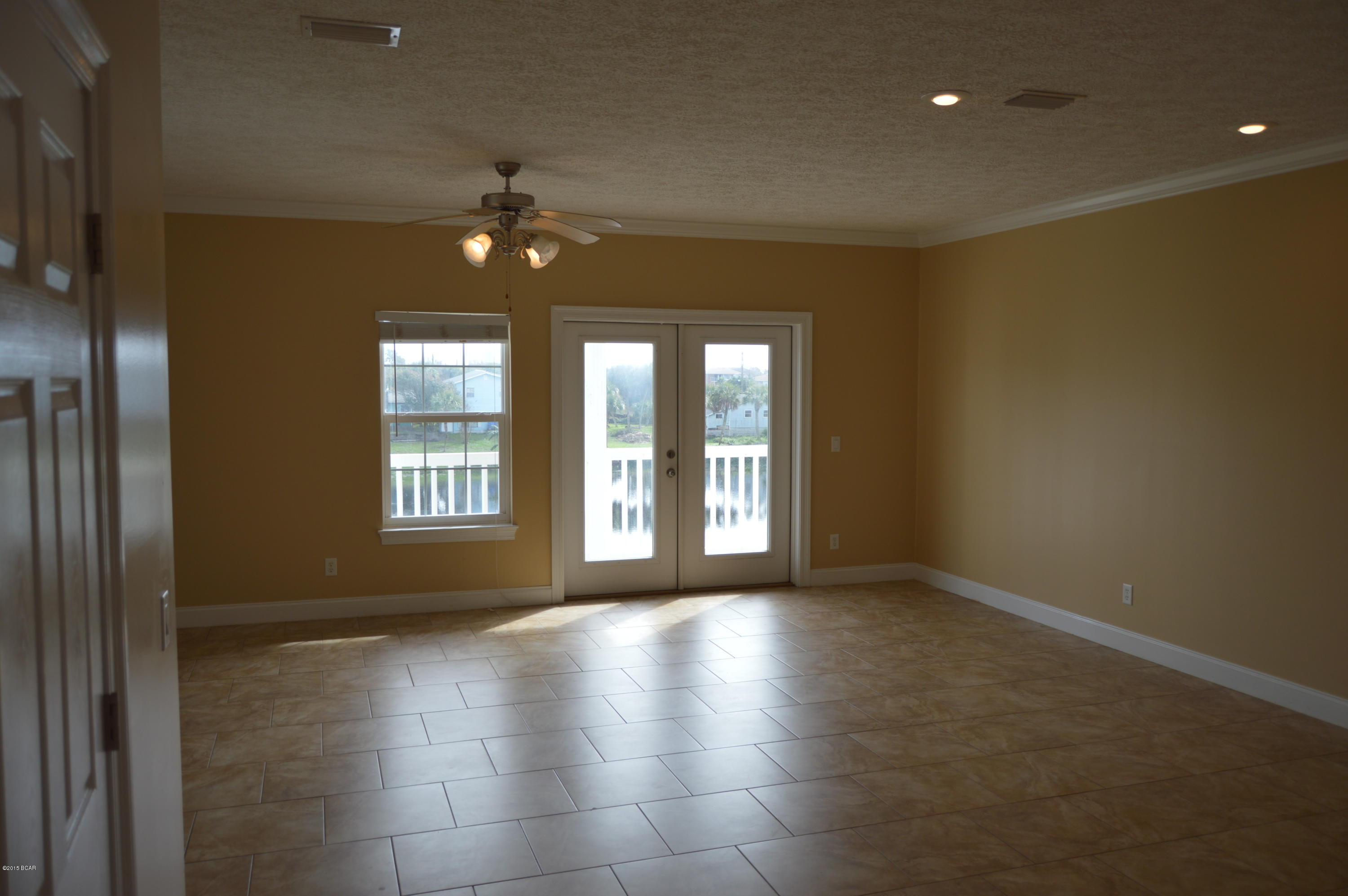Laguna Beach Estates 9th Add - Residential