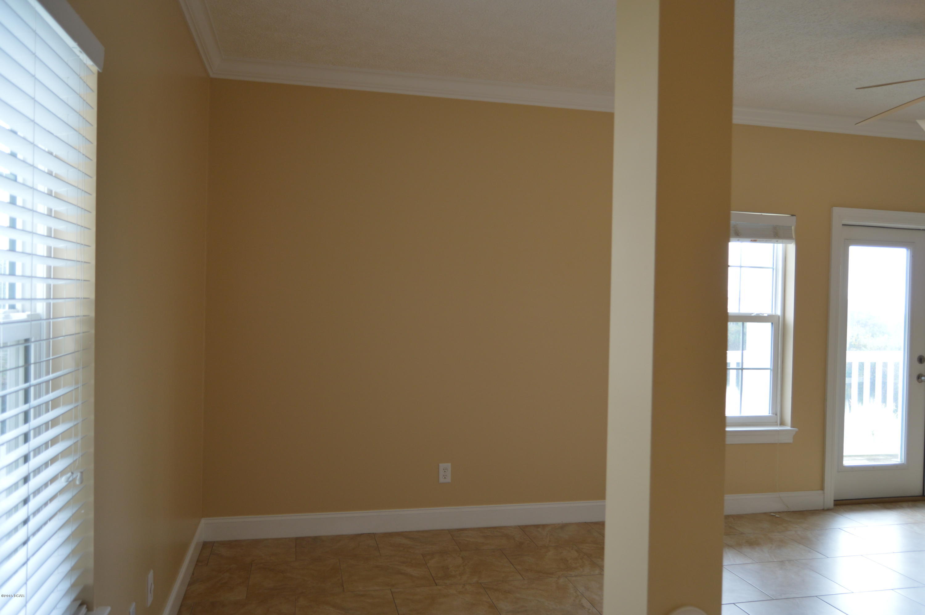 Laguna Beach Estates 9th Add - Residential