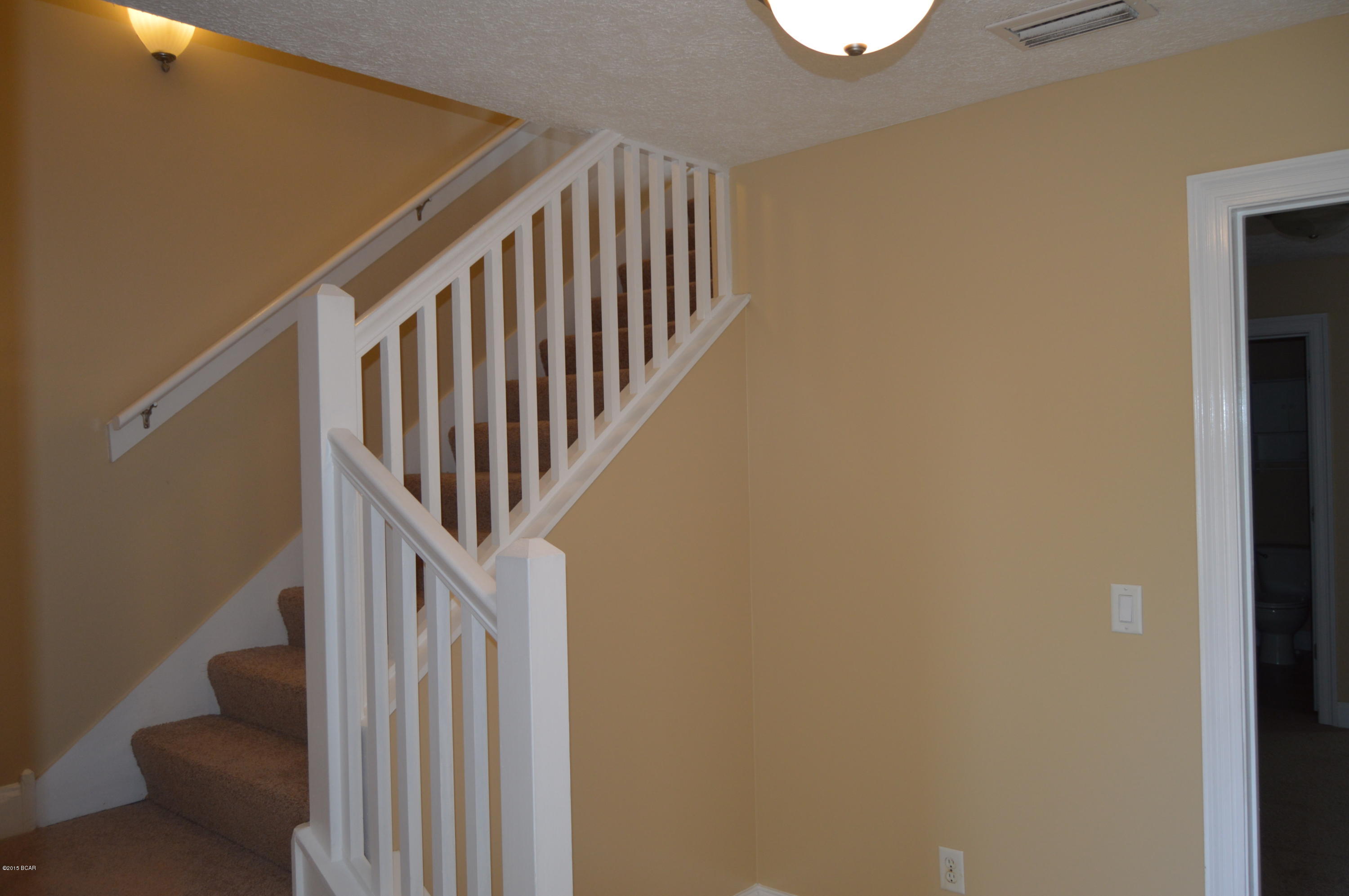 Laguna Beach Estates 9th Add - Residential
