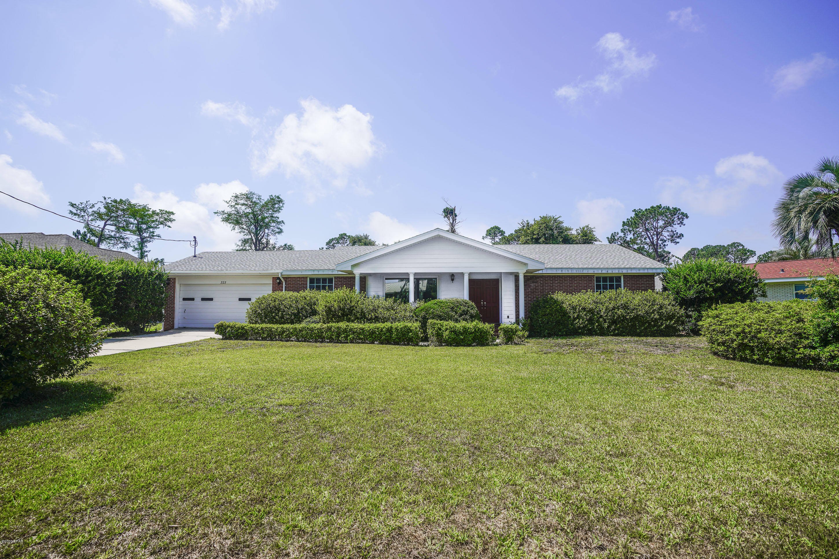 Woodlawn Unit 4 - Residential Lease