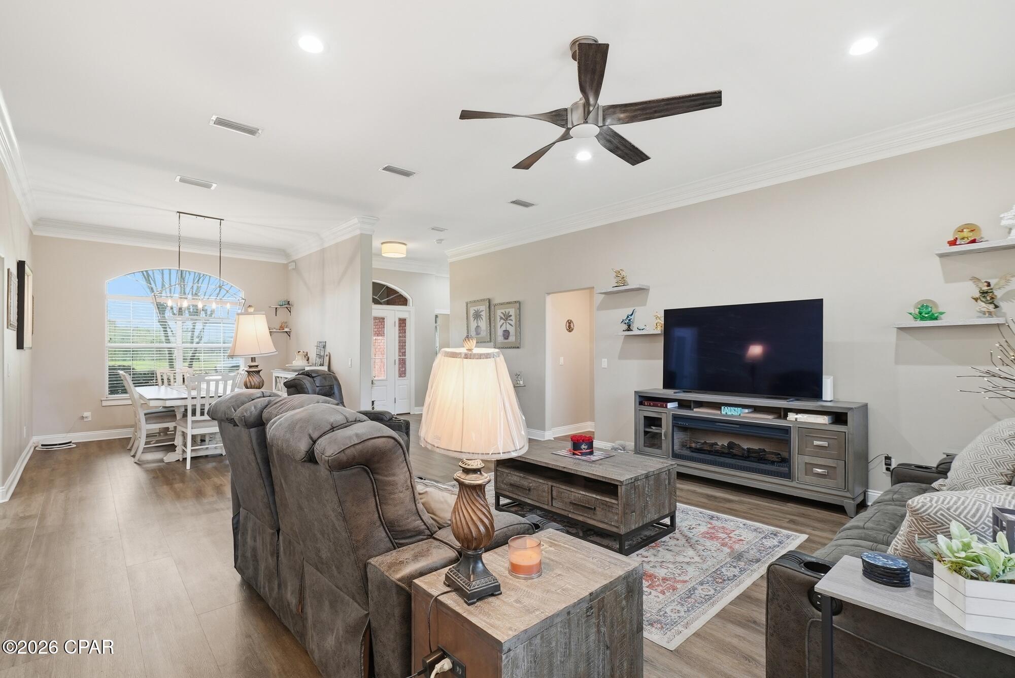 The Meadows & The Pointe - Residential