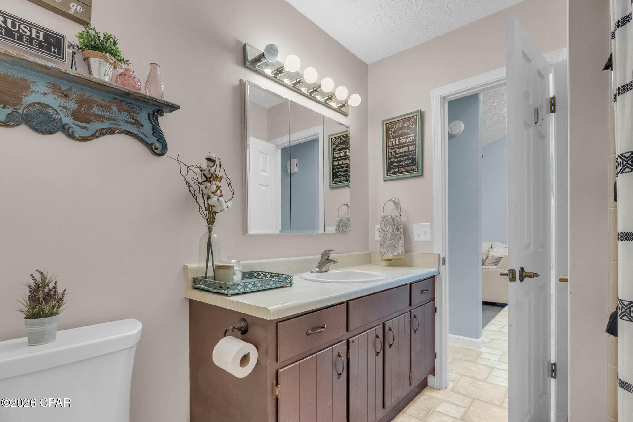 Derby Woods 1st Add - Residential