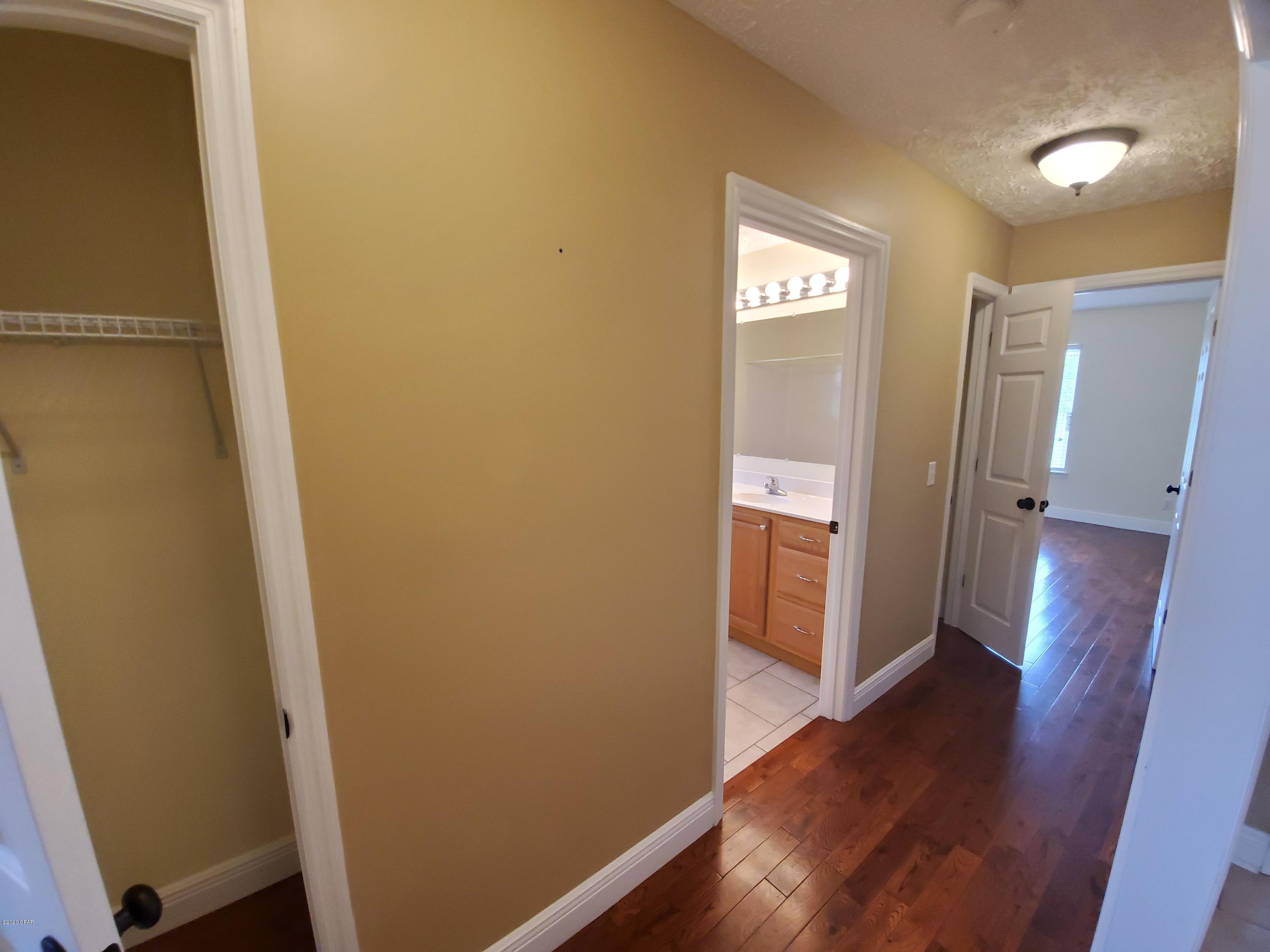 [No Recorded Subdiv] - Residential Lease