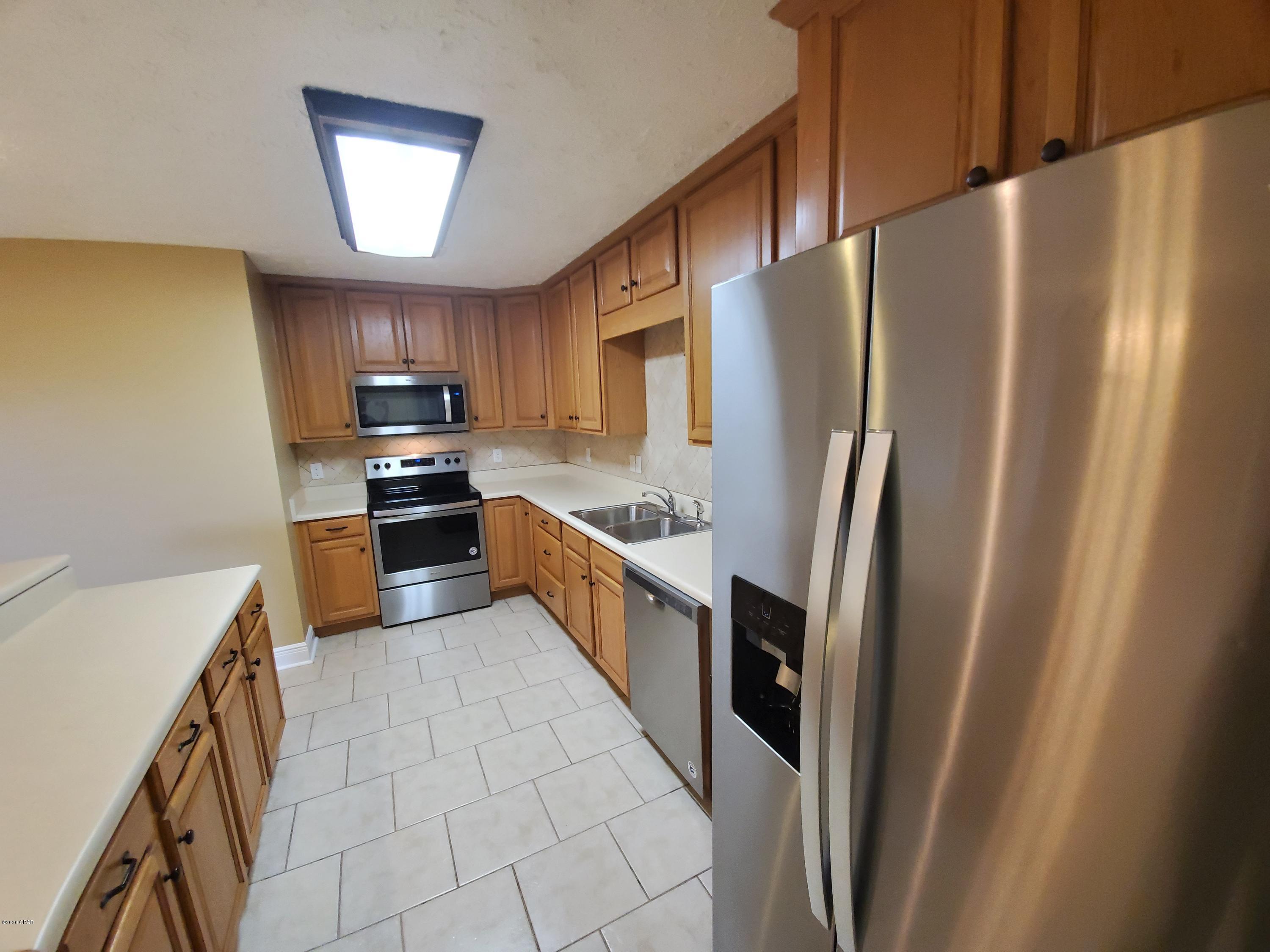 [No Recorded Subdiv] - Residential Lease
