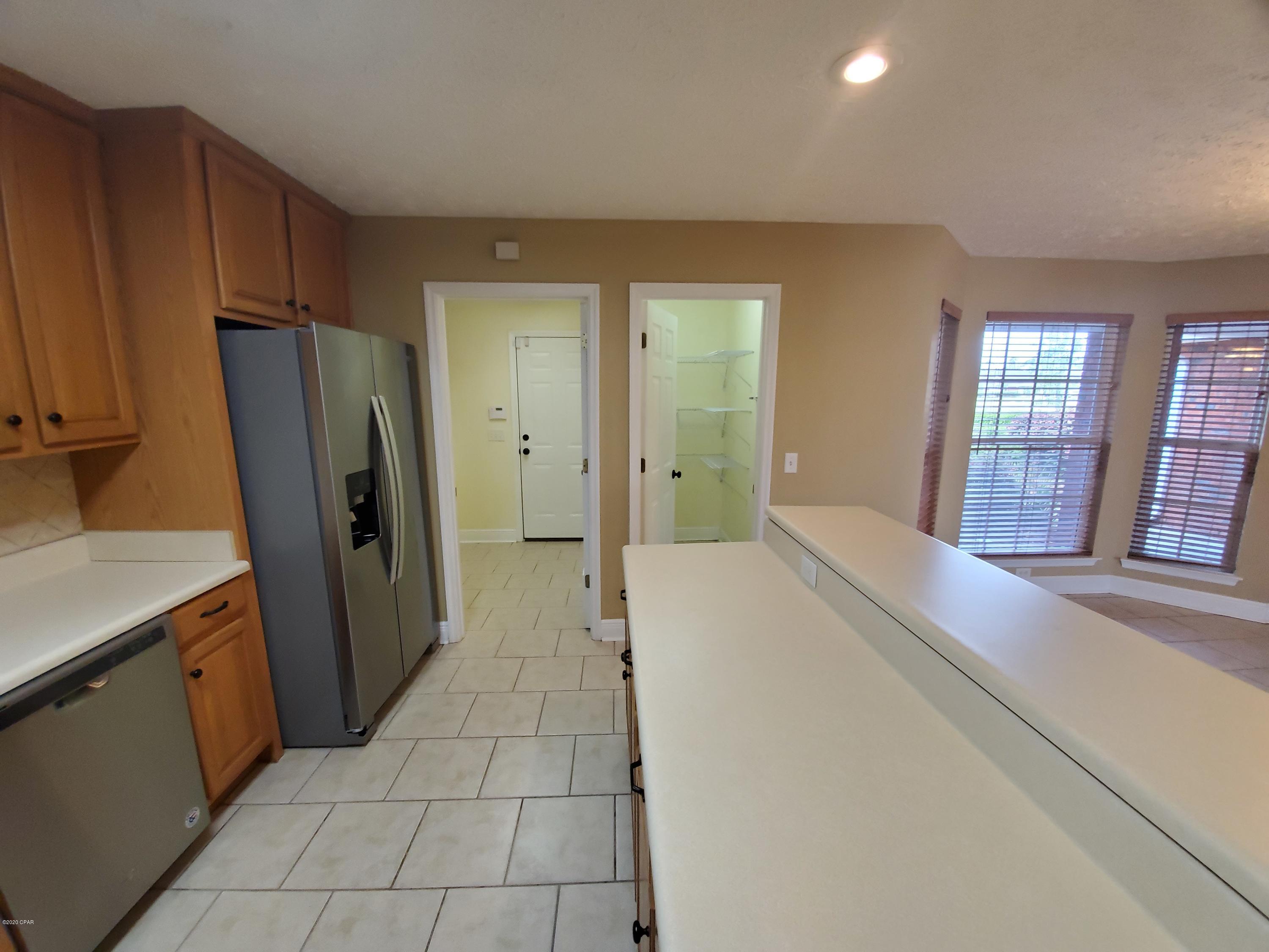 [No Recorded Subdiv] - Residential Lease