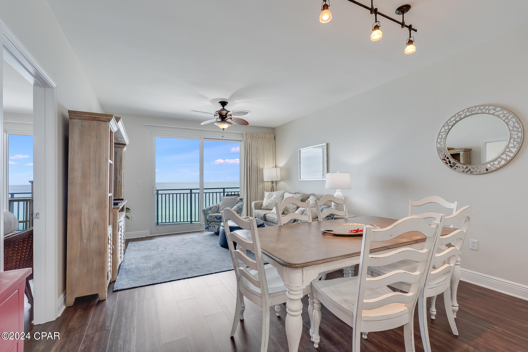 Sterling Breeze - Residential