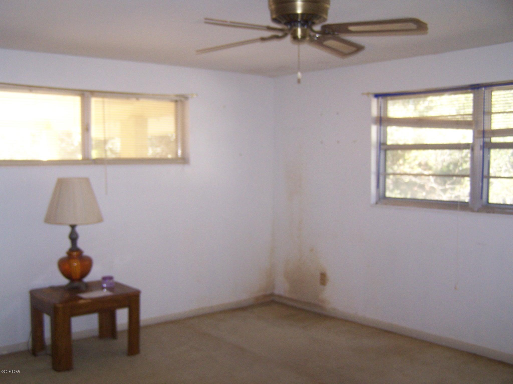 Diamond Head-Lakeside - Residential