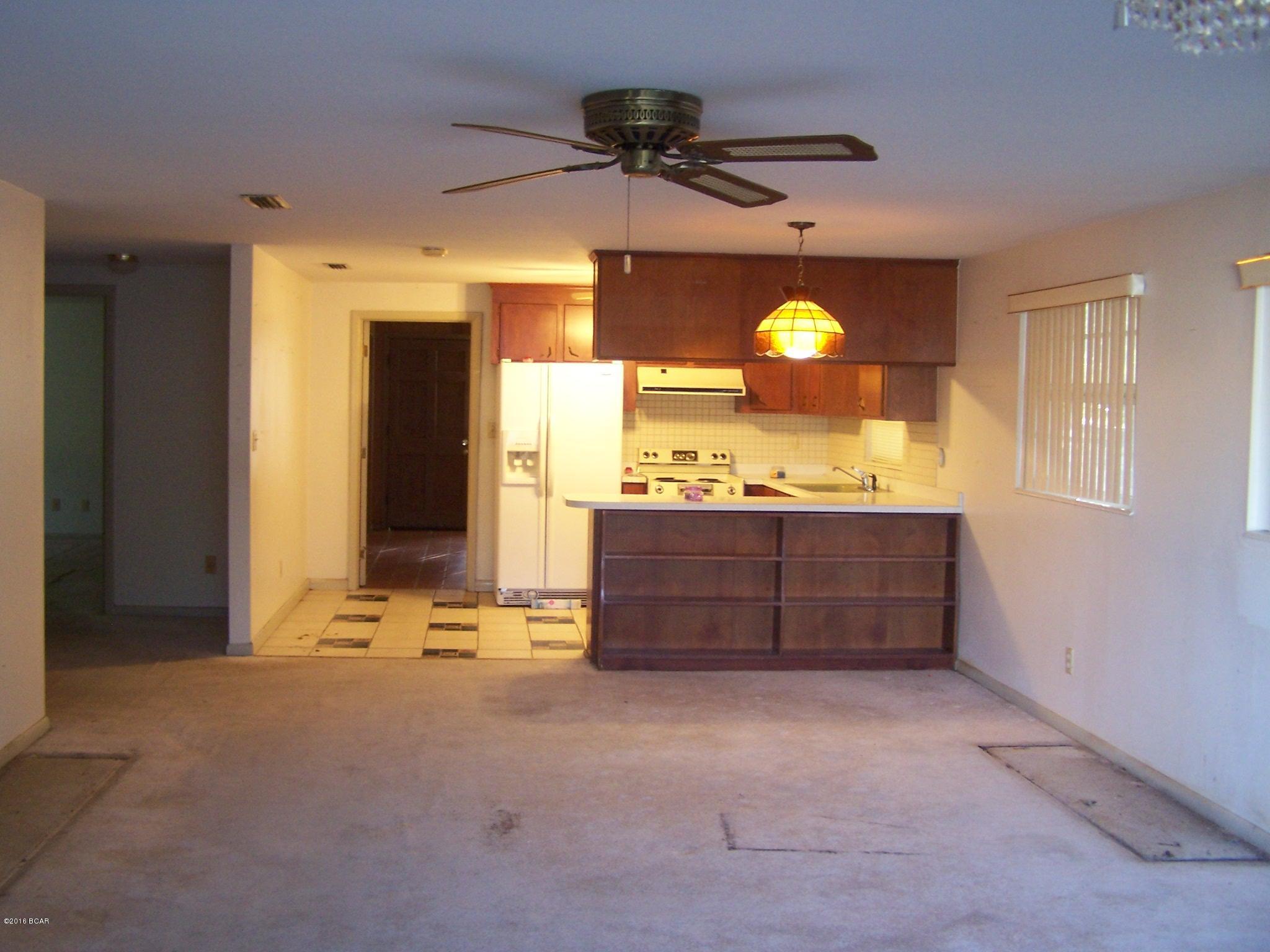 Diamond Head-Lakeside - Residential