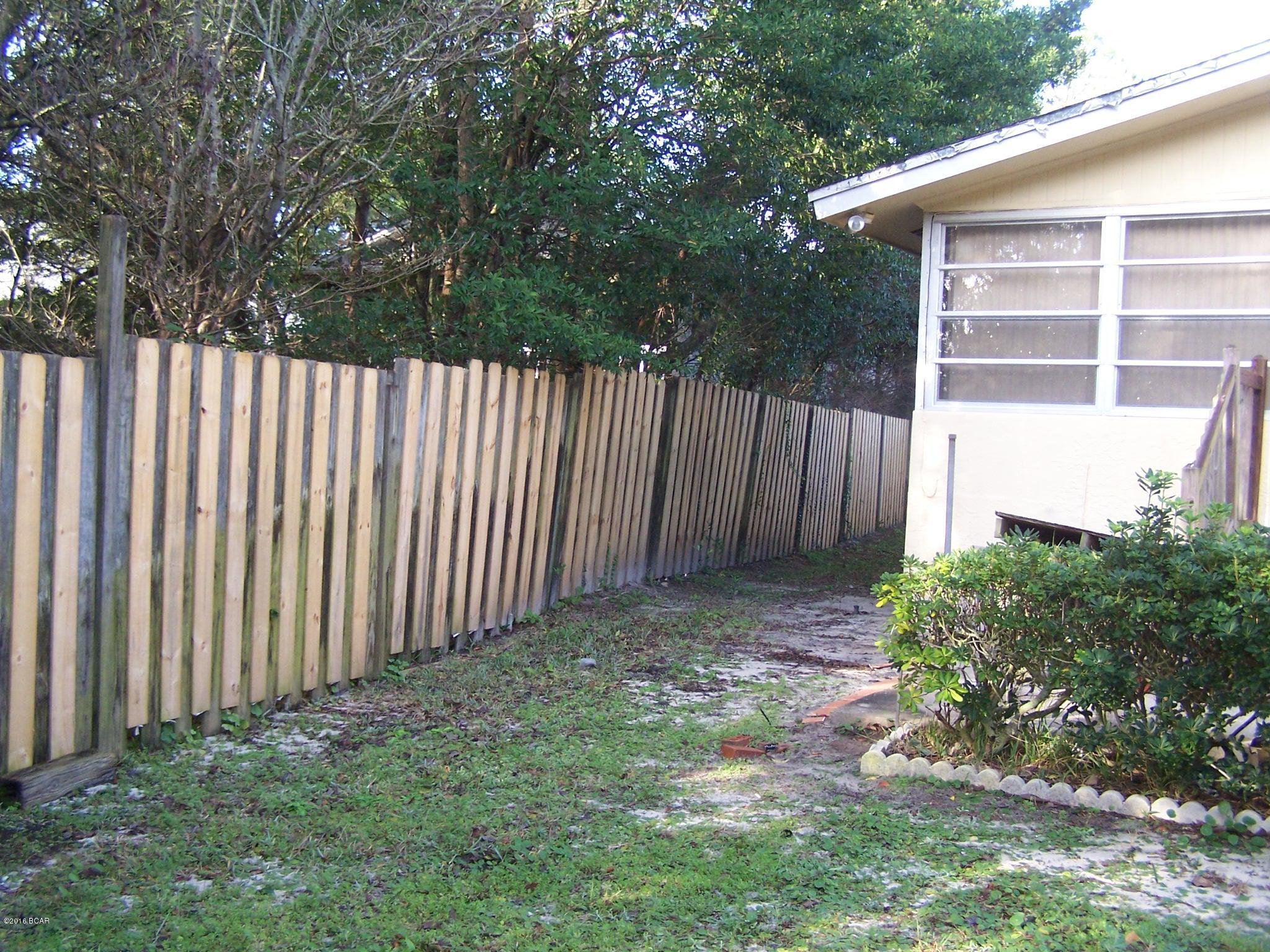 Diamond Head-Lakeside - Residential