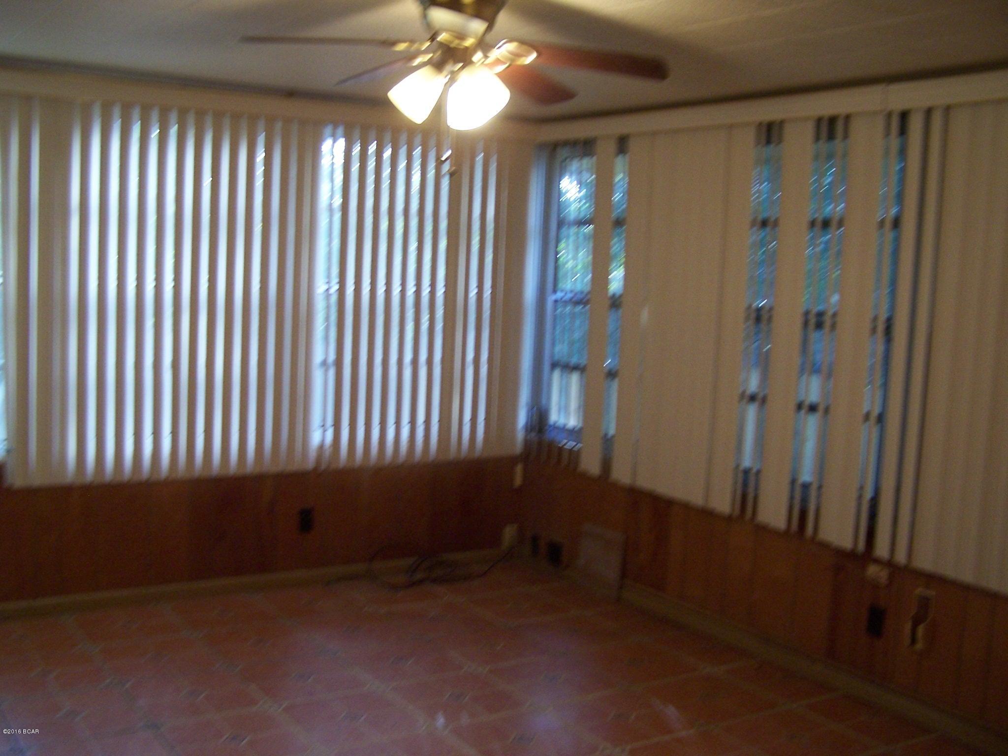 Diamond Head-Lakeside - Residential
