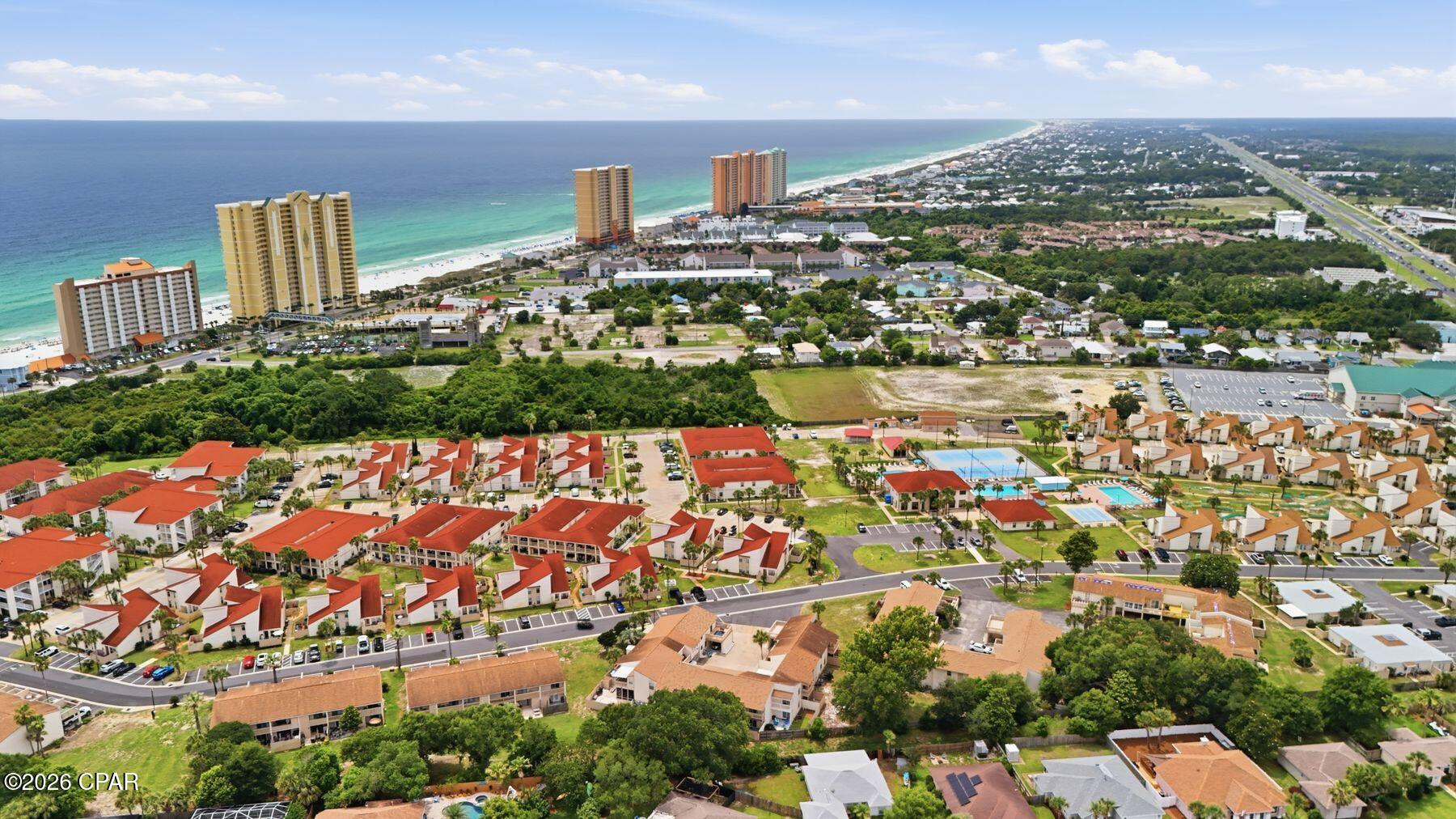 Horizon South Townhouses - Residential