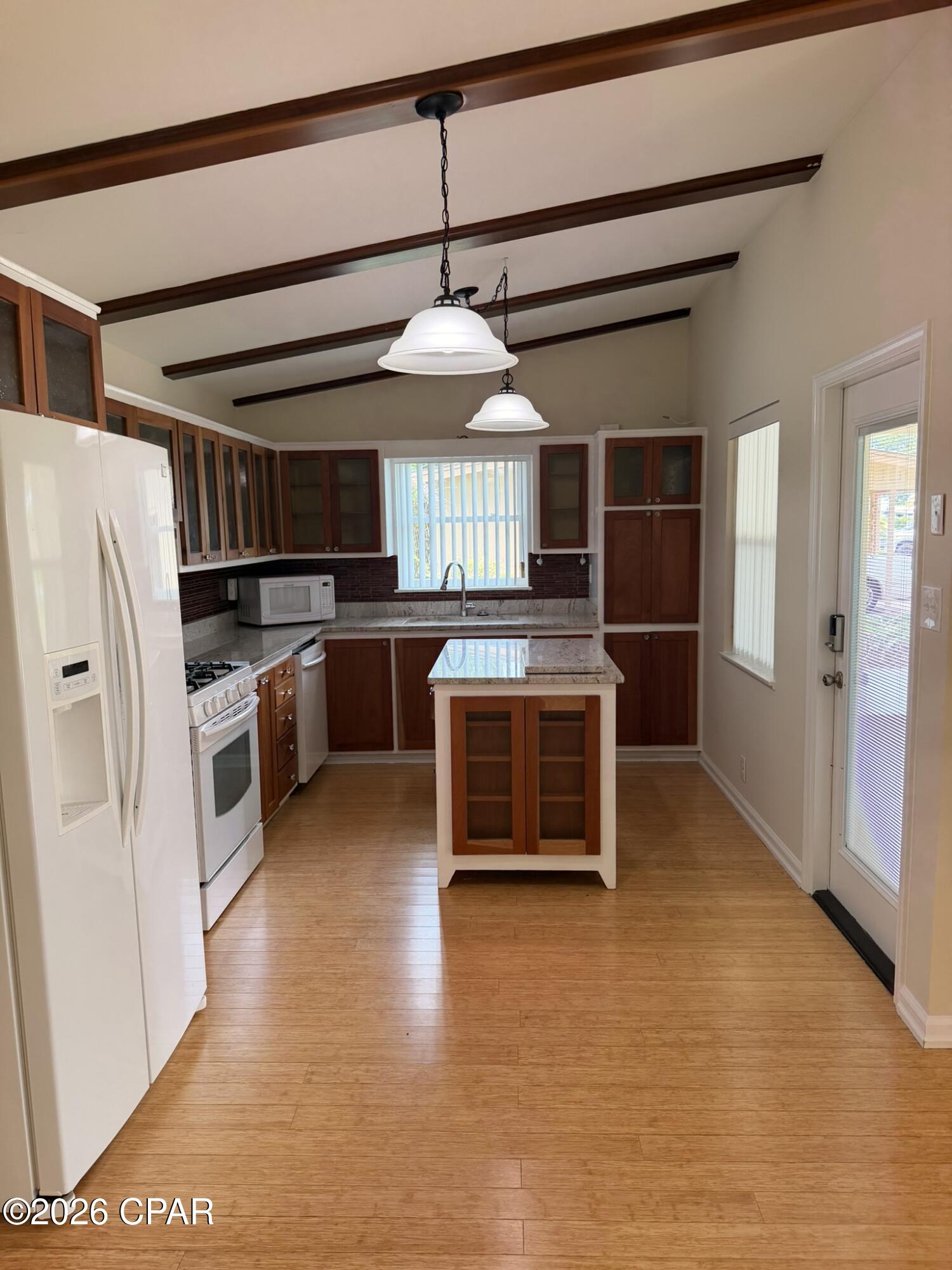 Woodlawn Unit 1 - Residential Lease