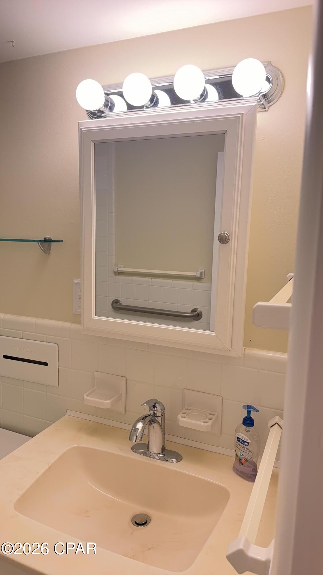 Woodlawn Unit 1 - Residential Lease