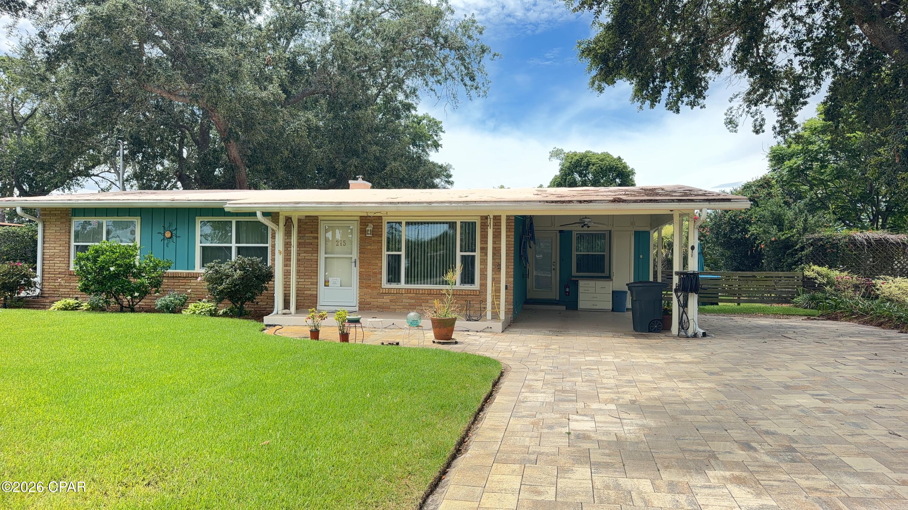 Woodlawn Unit 1 - Residential Lease